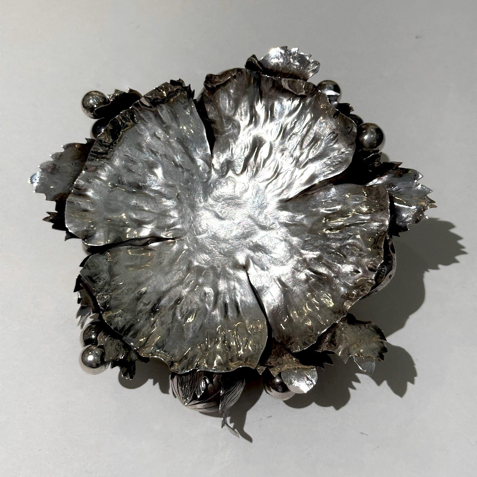 Adorno de mesa cesta de frutas firmado Buccellati, plata de ley 925 Silver en venta