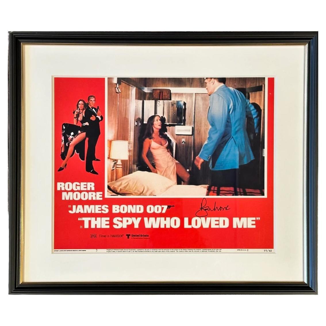 Firmado por Roger Moore / La espía que me amó (1977)
