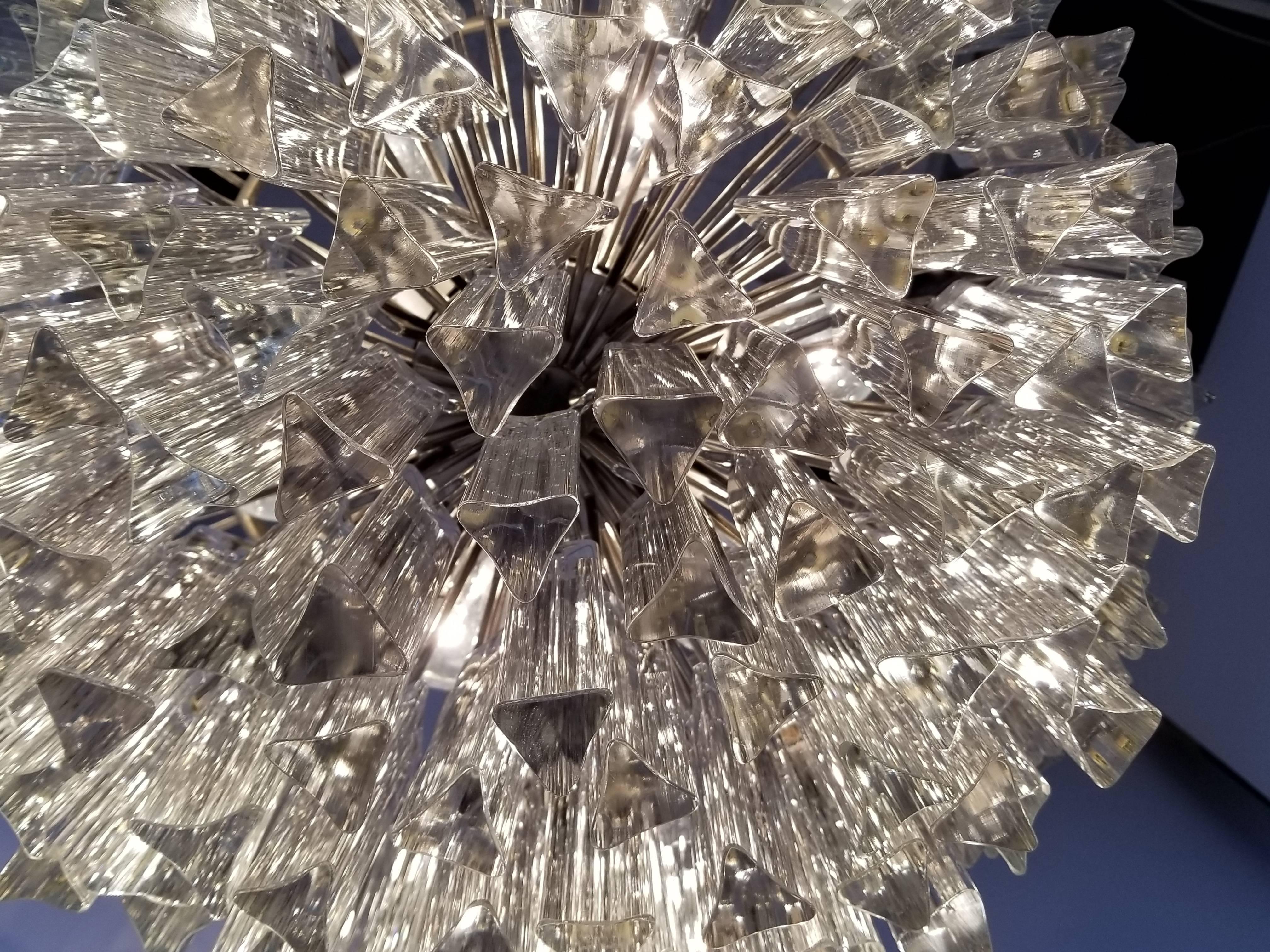 Signed Camer Eight-Tier Glass Prism Chandelier, 1960s, Italia In Good Condition For Sale In St- Leonard, Quebec