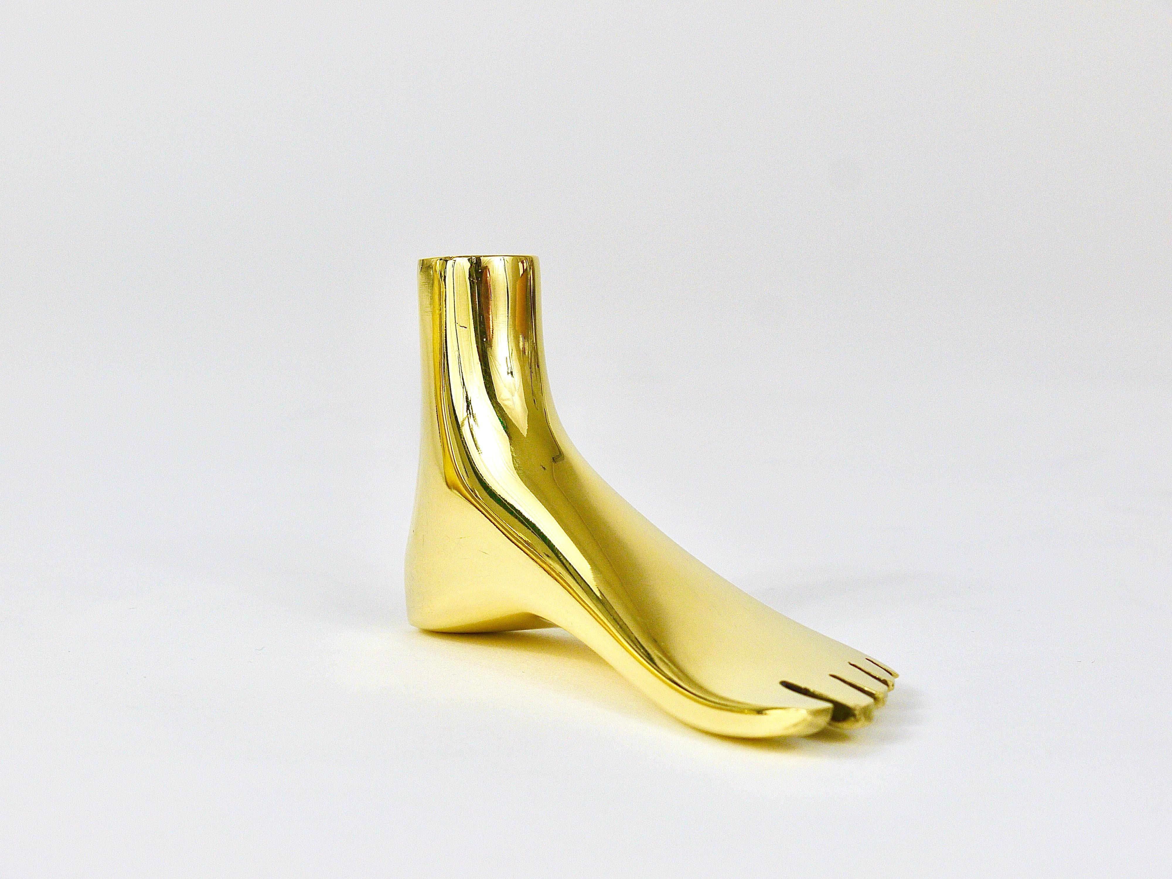 Signed Carl Auböck Midcentury Brass Foot Paperweight Handmade Sculpture For Sale 6