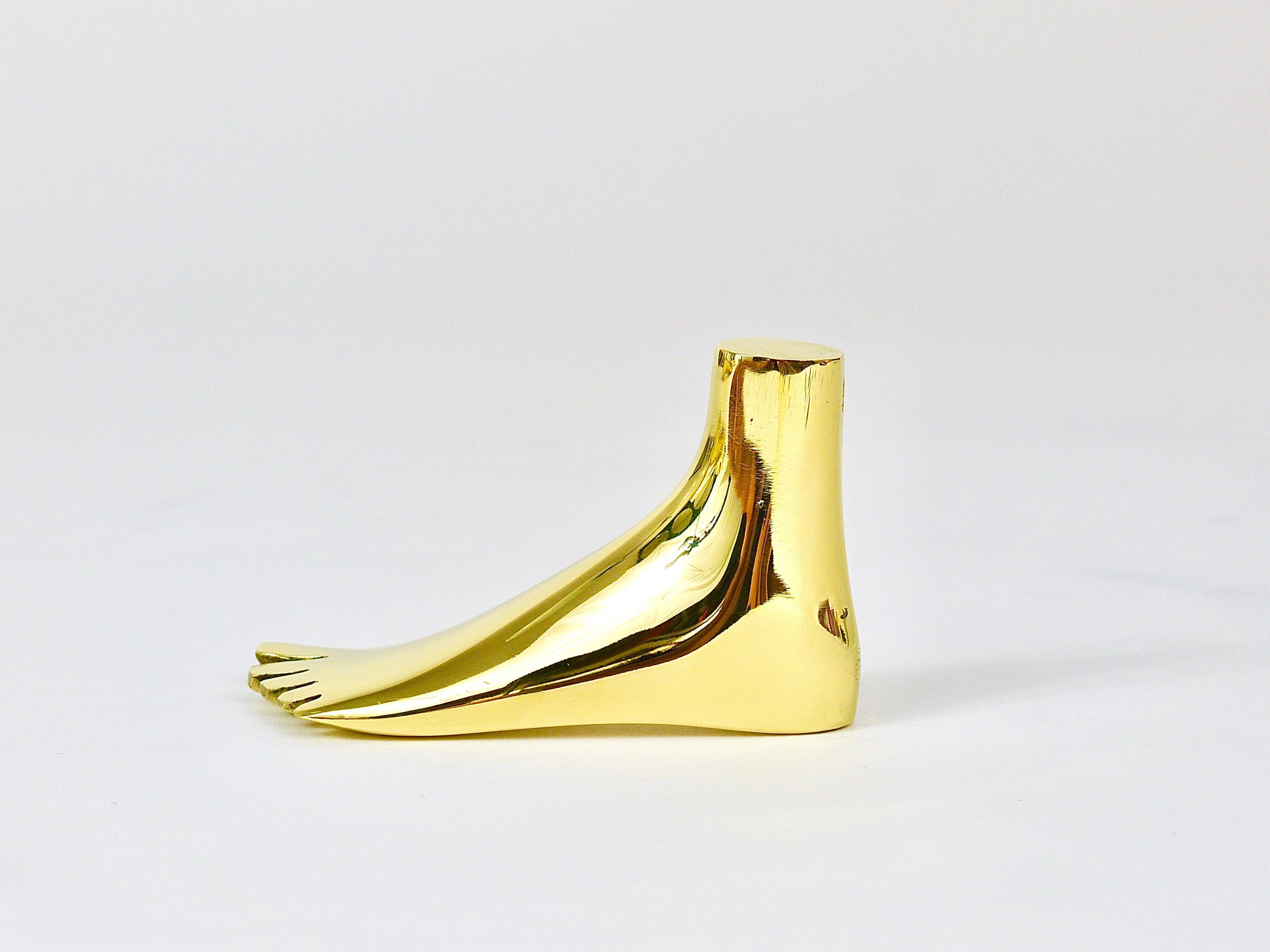 20th Century Signed Carl Auböck Midcentury Brass Foot Paperweight Handmade Sculpture For Sale