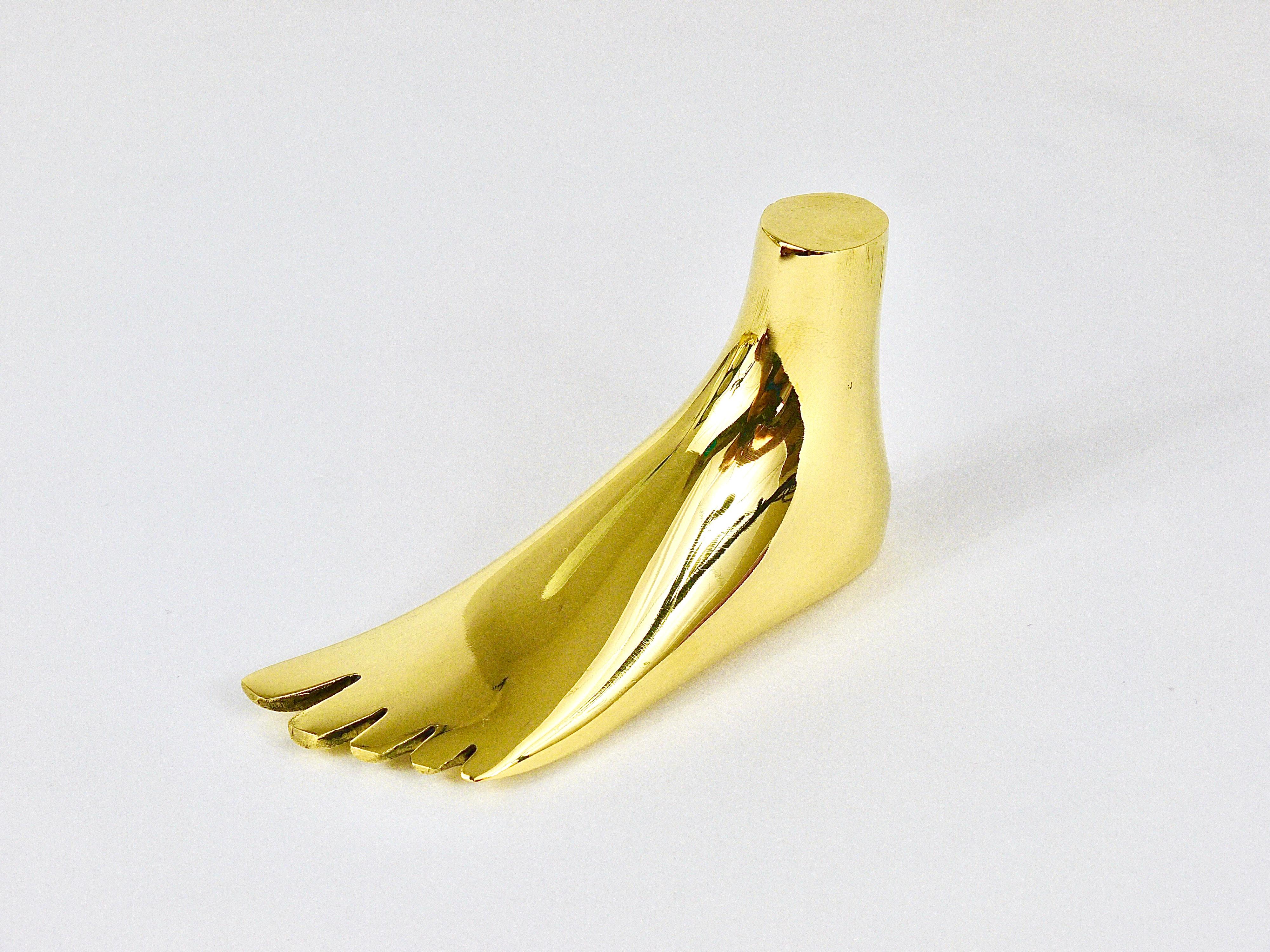 Signed Carl Auböck Midcentury Brass Foot Paperweight Handmade Sculpture For Sale 1