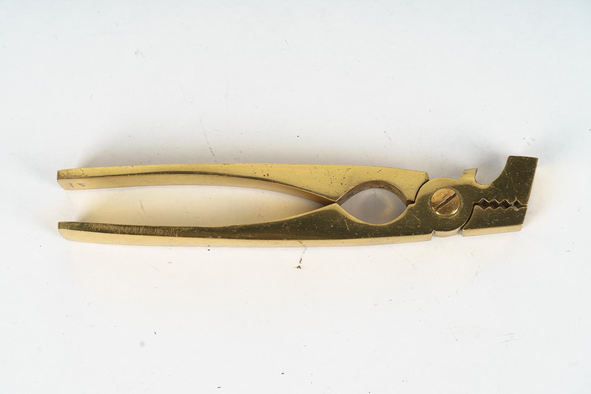 Signed Carl Auböck Nutcracker in Brass, Austria 1950s
Original patina
Original condition