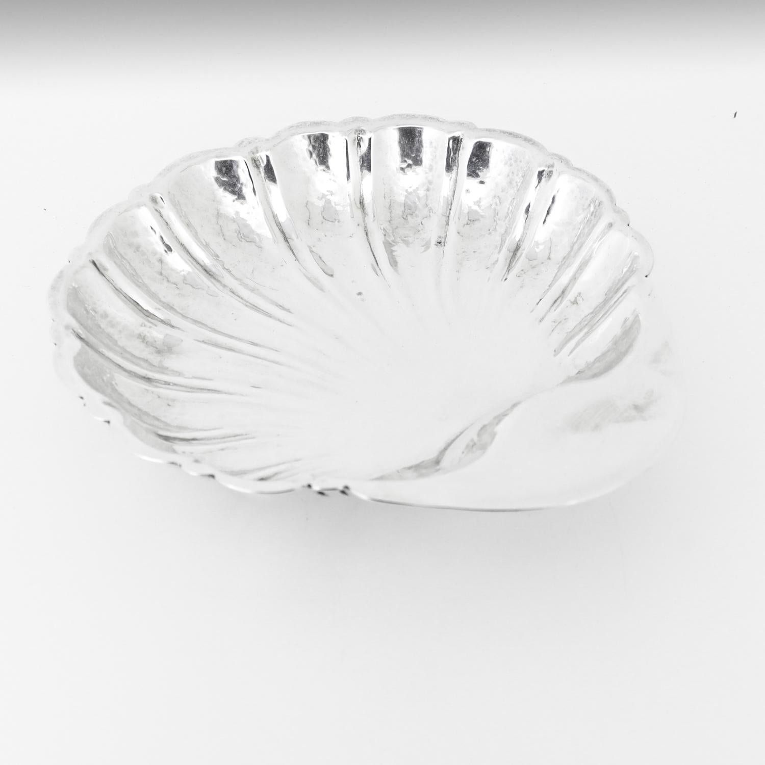 Signed Cartier Hand-Hammered Sterling Silver Shell Shaped Bowl or Vide Poche 1