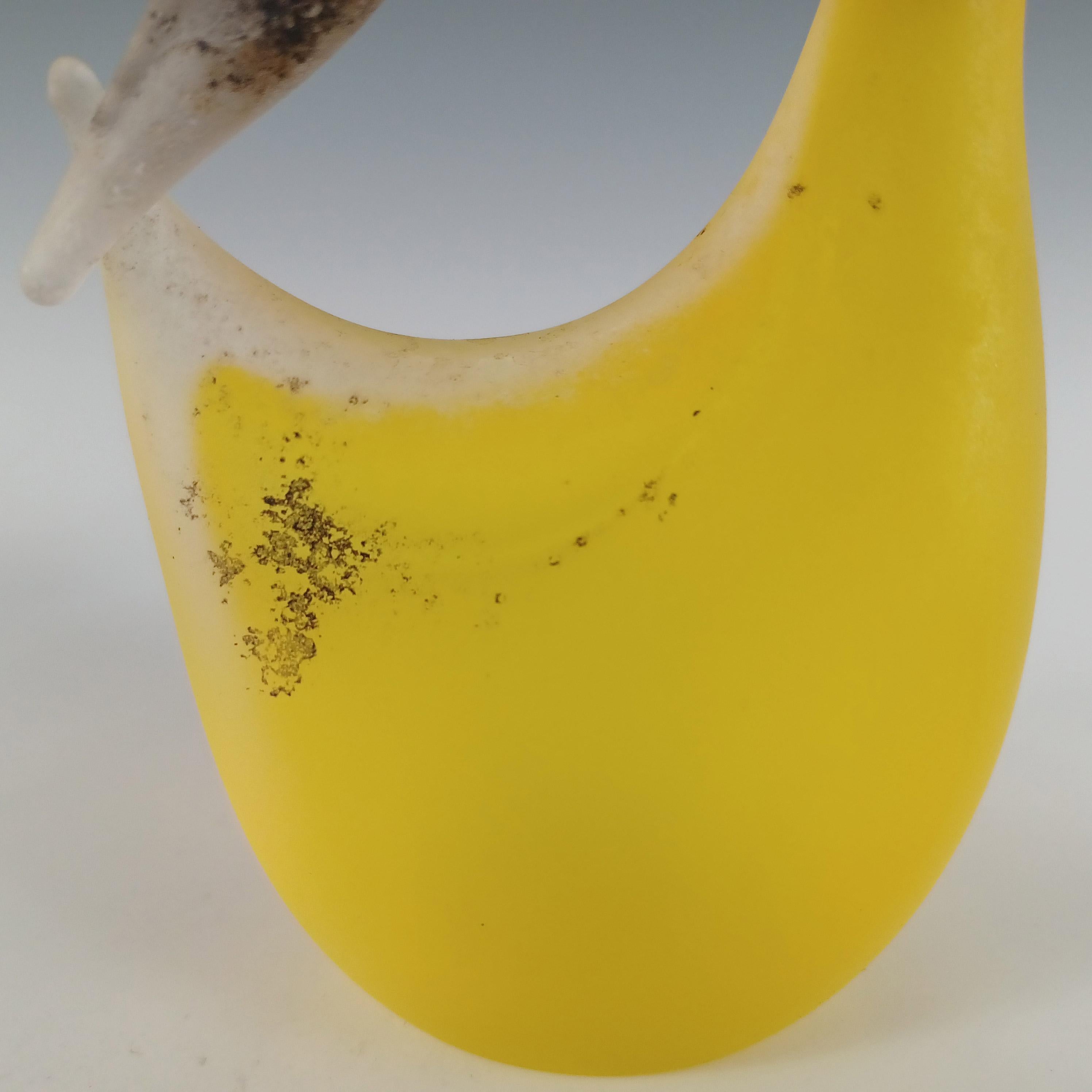 20th Century SIGNED Cenedese Murano 'Scavo' Yellow Glass Swan Sculpture For Sale