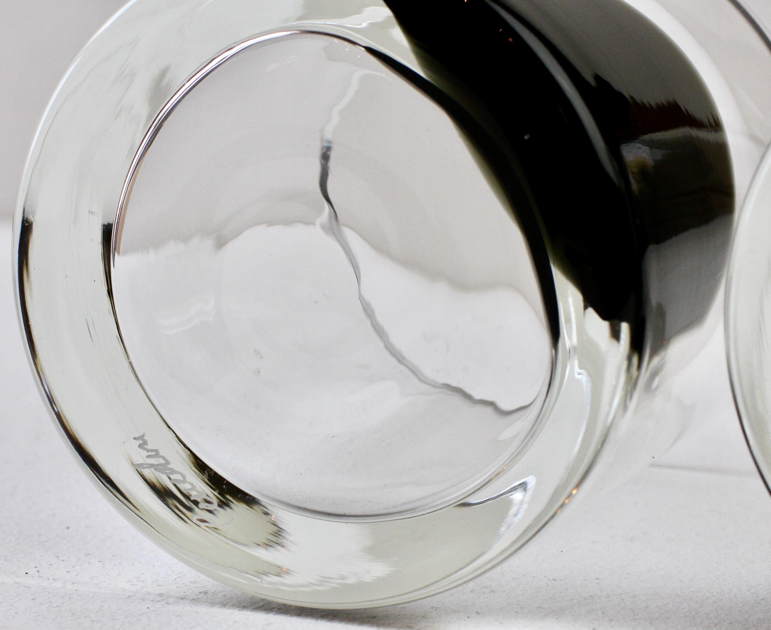 Paire de vases en verre de Murano noir et transparent signés Cenedese, datant du milieu du siècle dernier. en vente 7
