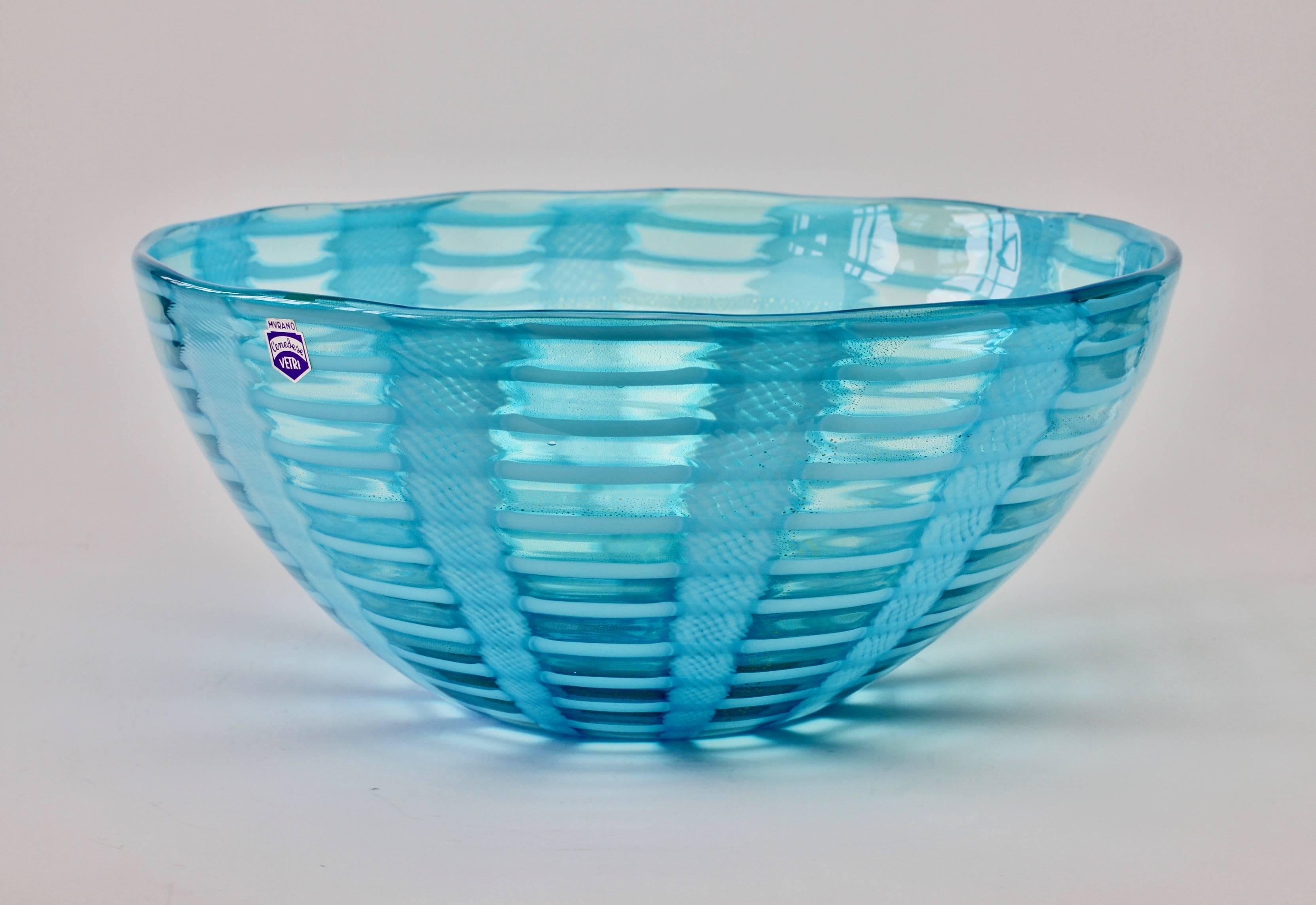 Huge Signed Cenedese 'Tessuti' Blue Murano Art Glass Bowl, circa 2000 In Excellent Condition For Sale In Landau an der Isar, Bayern