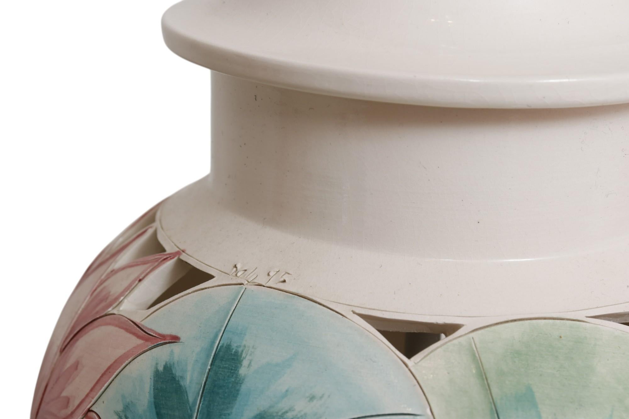 Signed Ceramic Floral Ginger Jar Table Lamps, a Pair In Good Condition For Sale In Bradenton, FL