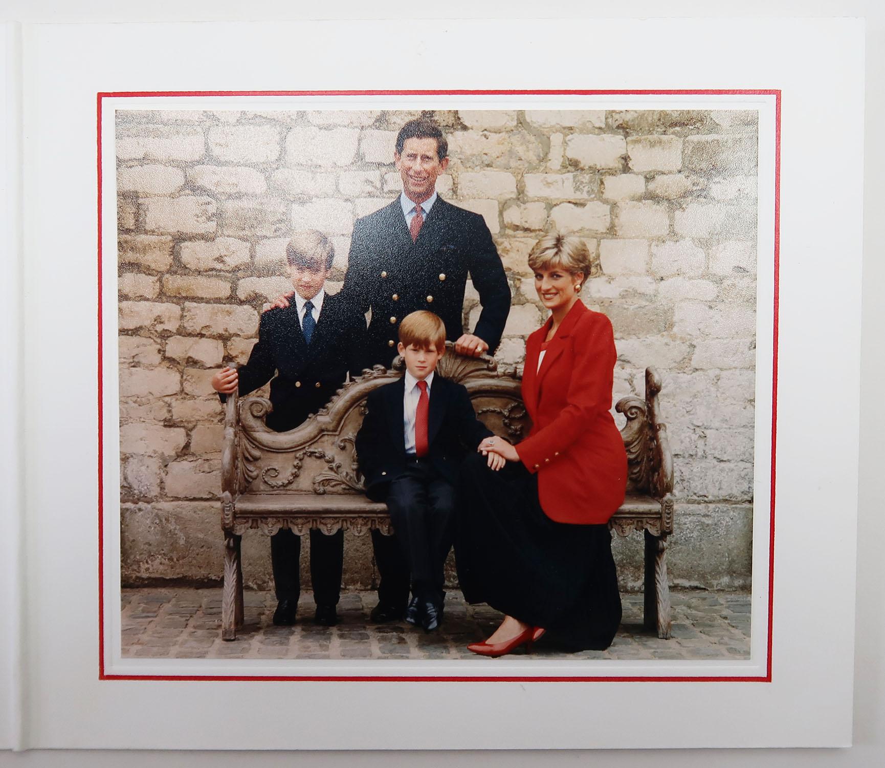 princess diana christmas photo