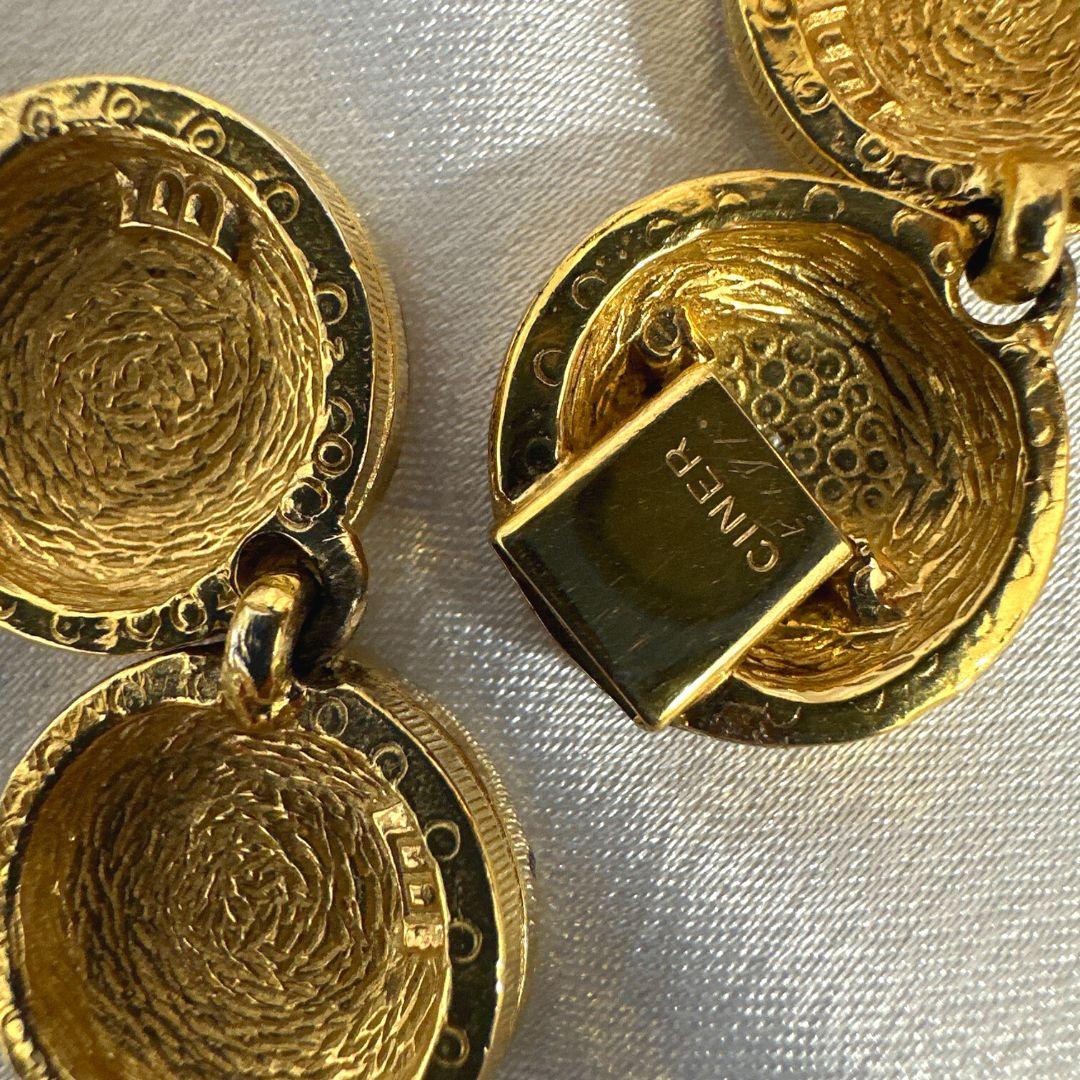 Women's Signed Ciner  Vintage Enamel Link Necklace For Sale