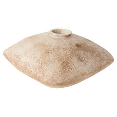 Vasija escultórica de cerámica firmada por Claude Conover - Moderna americana de mediados de siglo