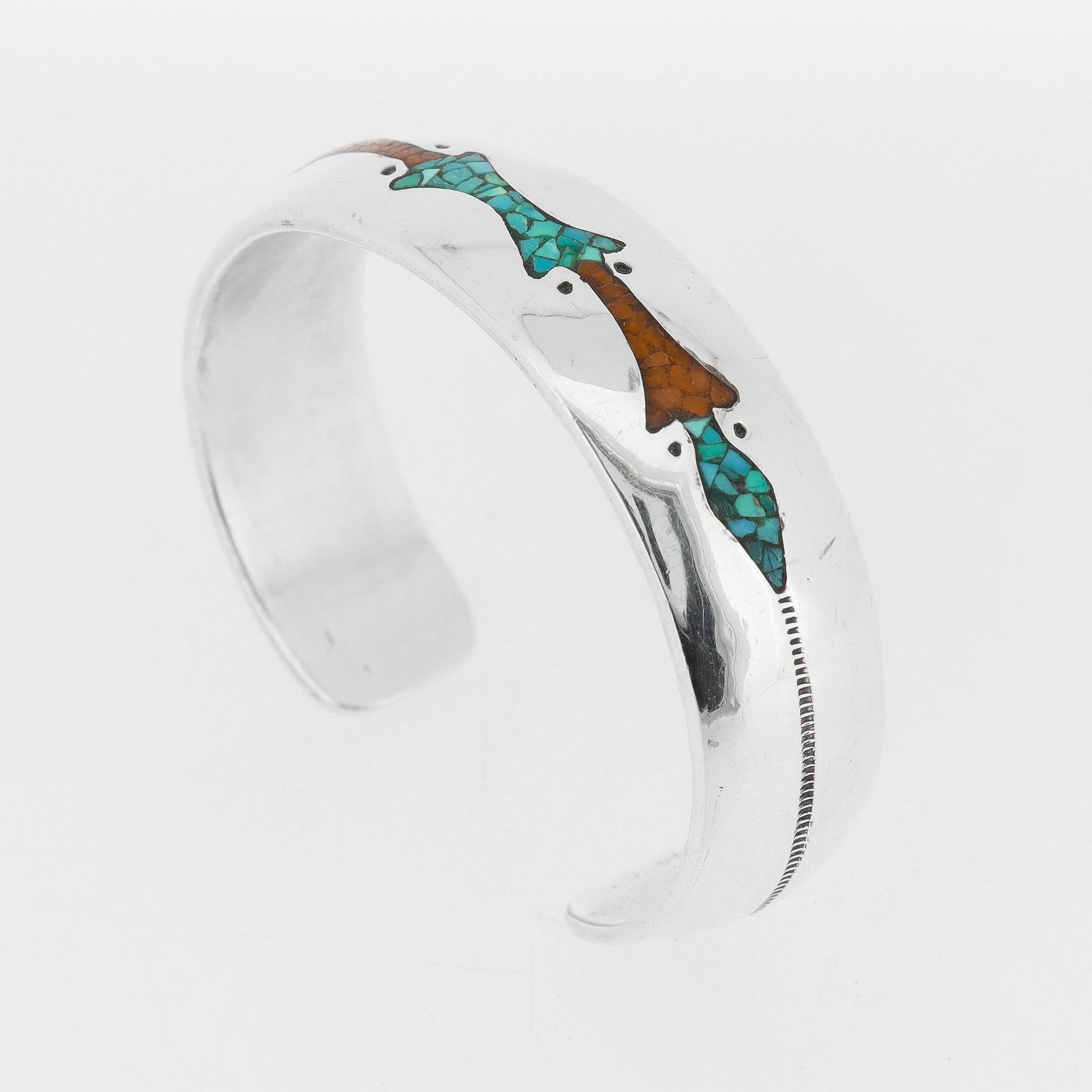 Pulsera de plata, turquesa y coral firmada Corbet Joe Navajo Nativo Americano Corte redondo en venta