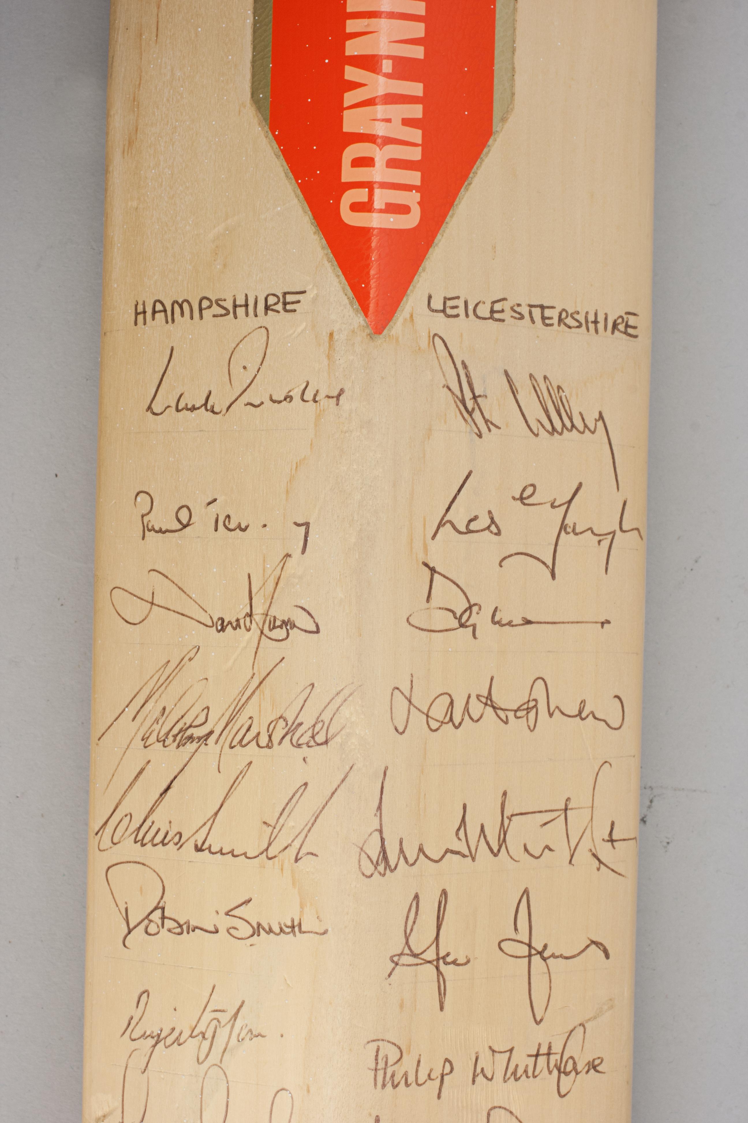 Signed Cricket Bat, Kent, Middlesex, Hampshire & Leicestershire For Sale 2