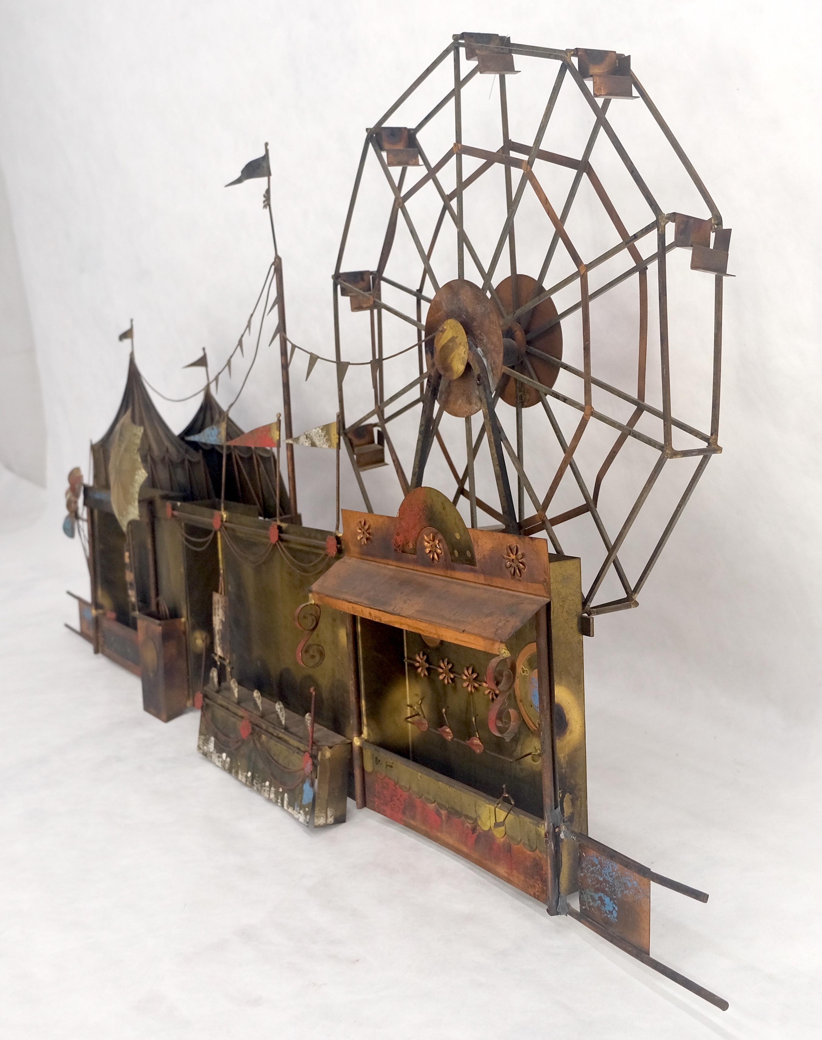 Sculpture murale en laiton signée Curtis Jere Scène de Carnaval Grande Roue Bon état - En vente à Rockaway, NJ