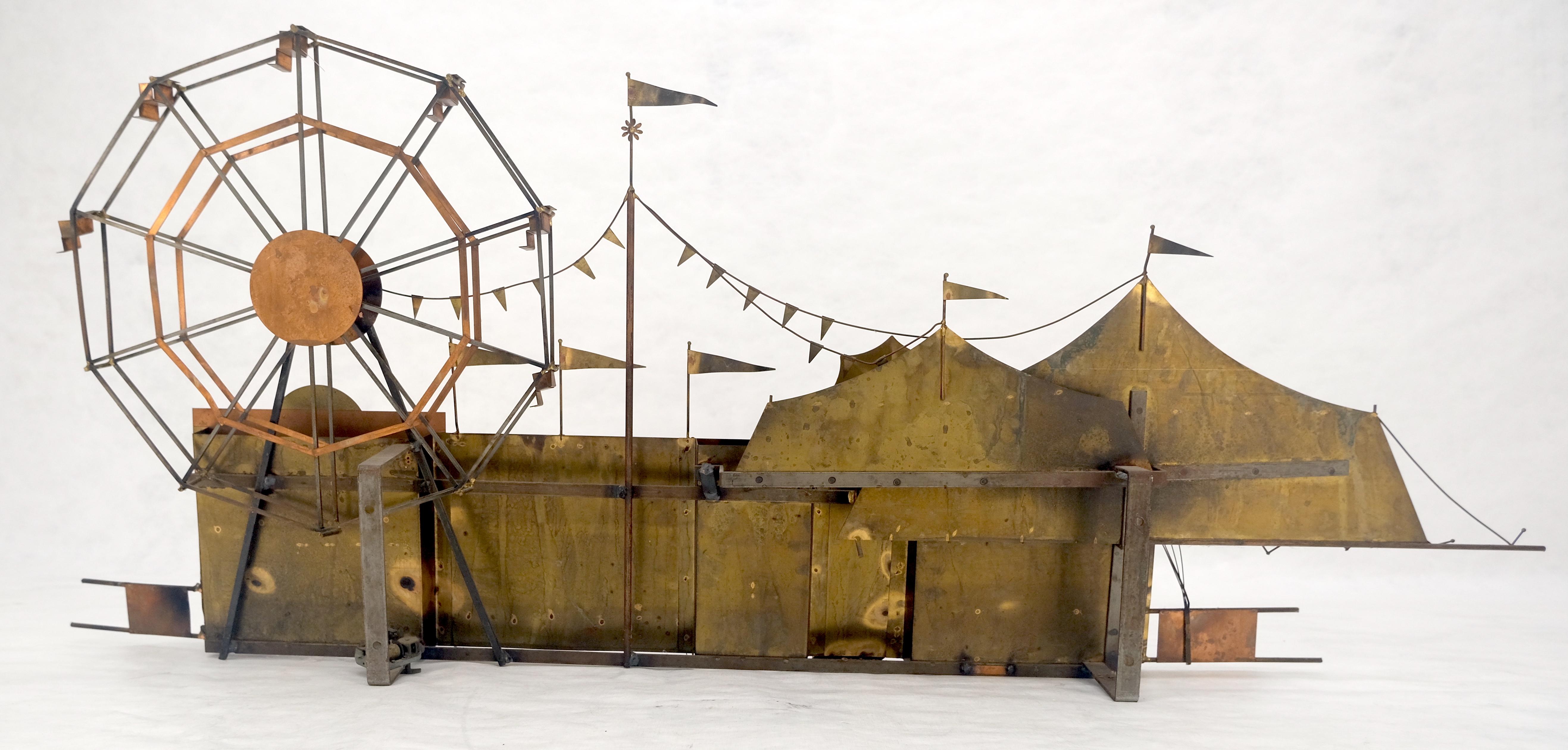 Acier Sculpture murale en laiton signée Curtis Jere Scène de Carnaval Grande Roue en vente