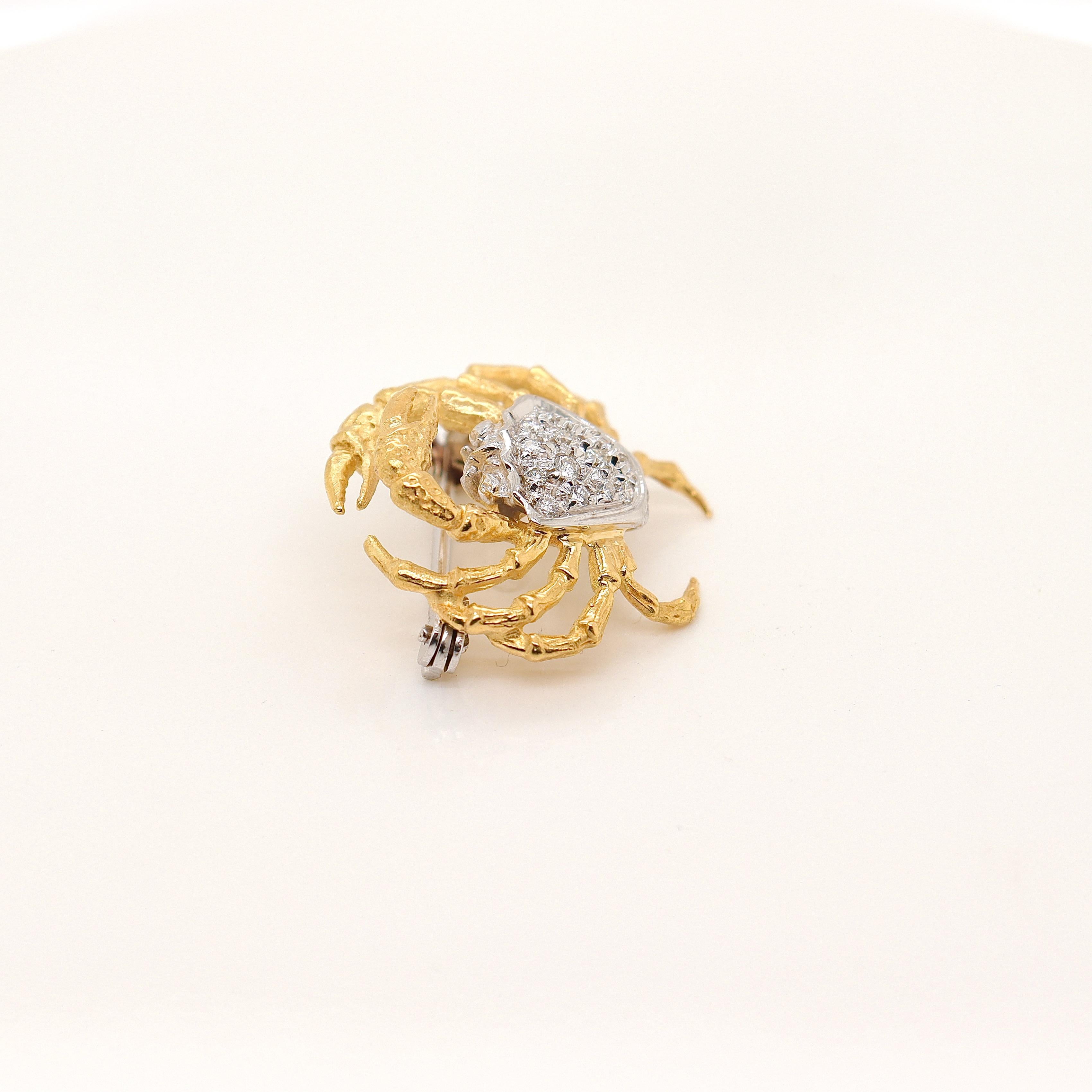 Signed Damiani 18k Gold & Diamond Crab Shaped Brooch or Pin  For Sale 6