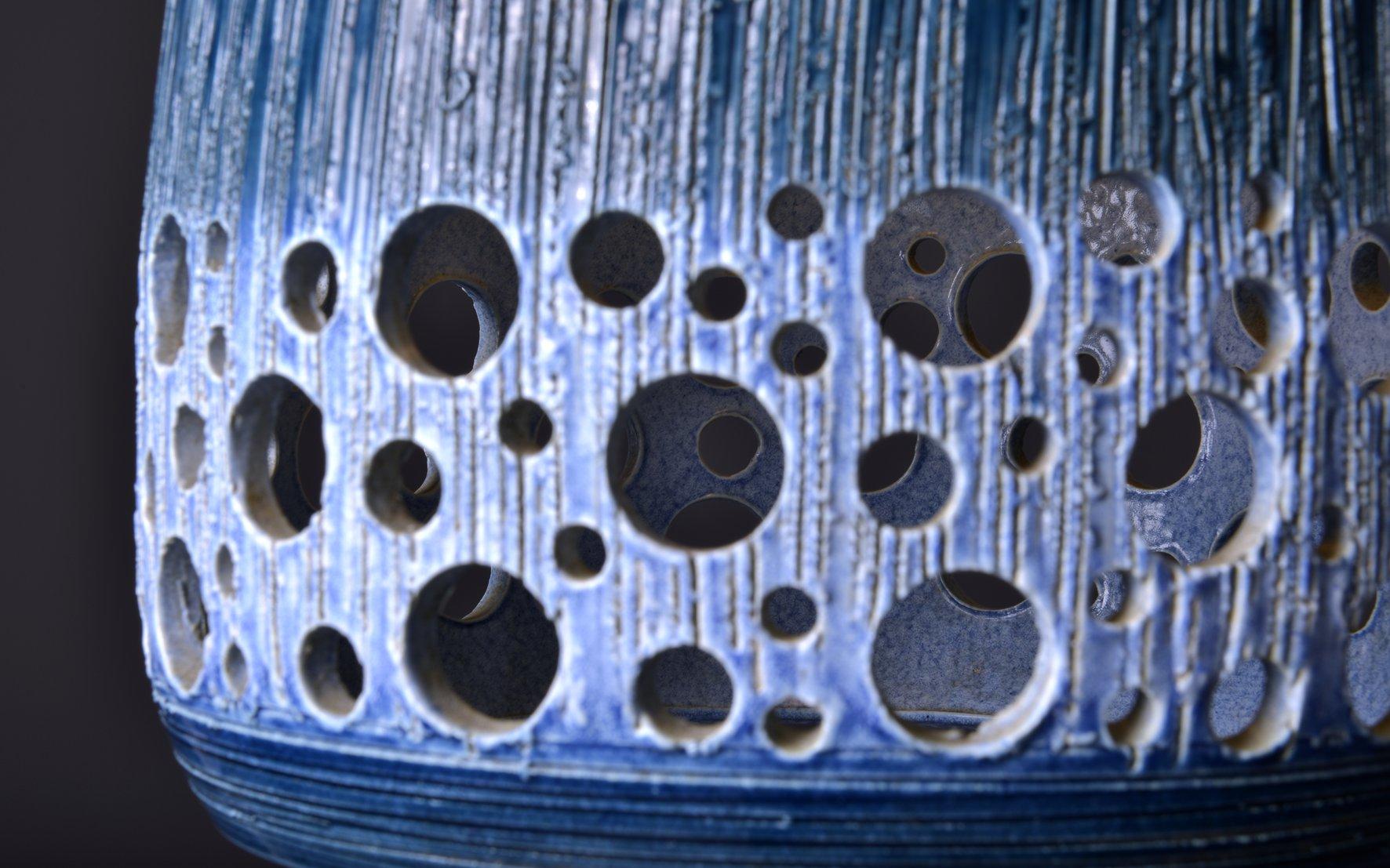 Lampada a sospensione in ceramica danese firmata, anni '70 In condizioni ottime in vendita a Berlin, DE