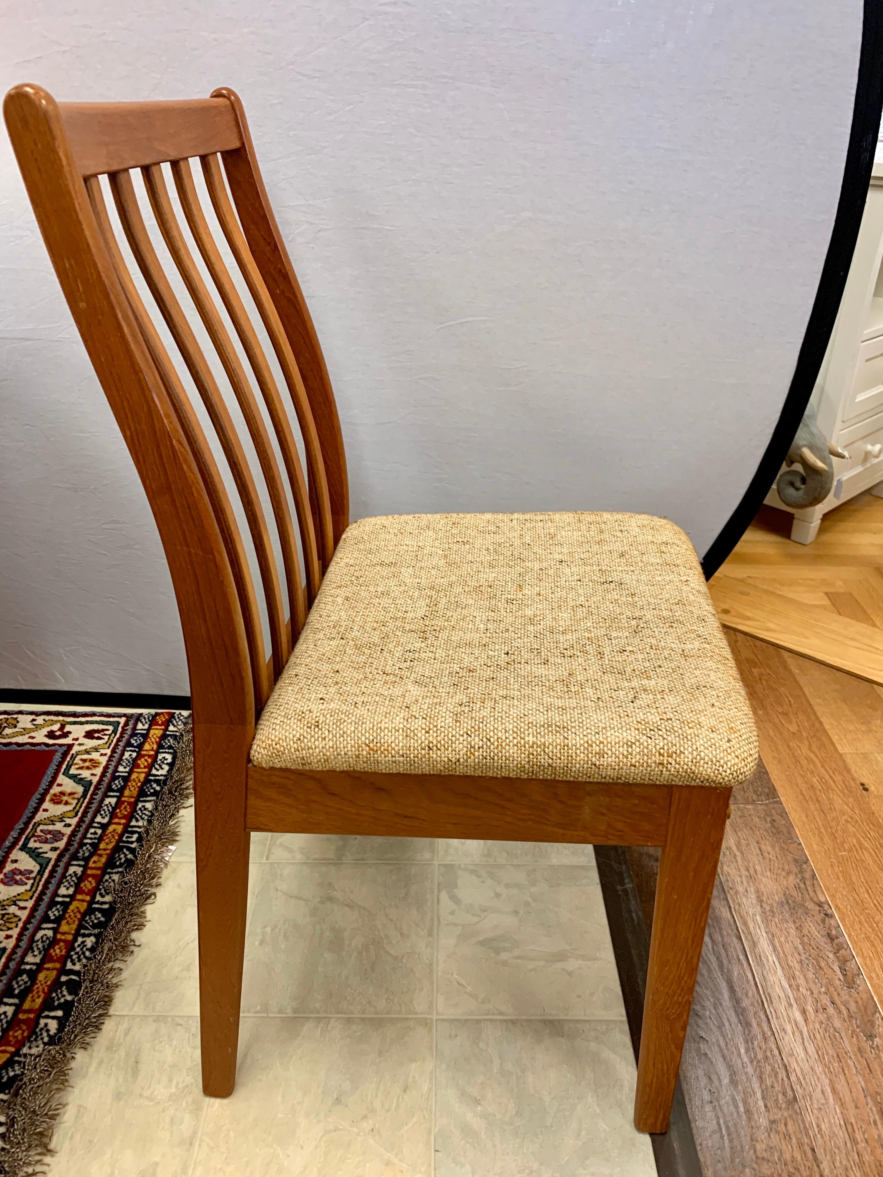 Signed Danish Modern Vamdrup Stolefabrik Dining Room Set Table and Six Chairs 5