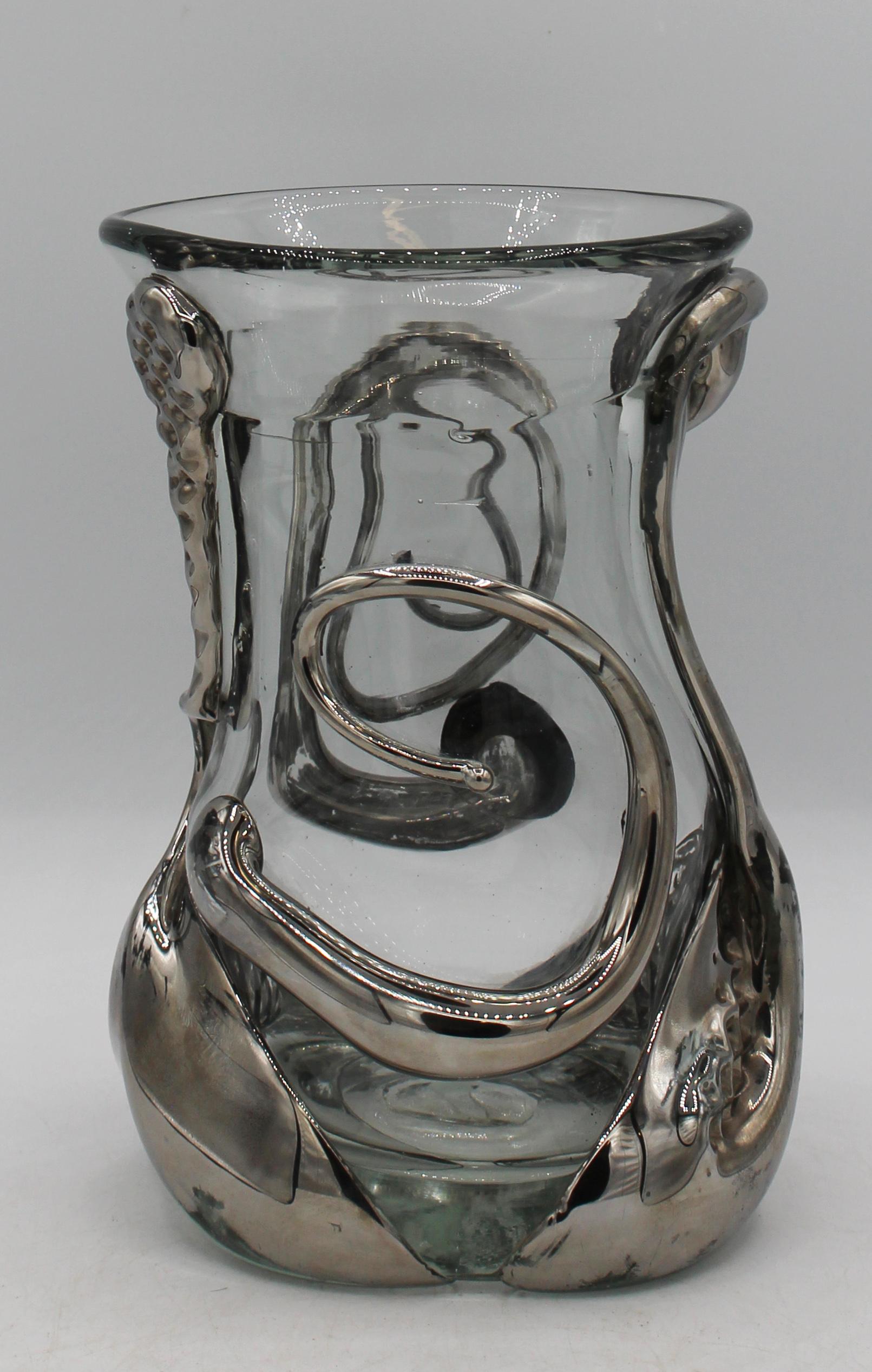 Postmoderno Vaso artistico in platino su vetro firmato e datato 1975 Wayne Filan in vendita