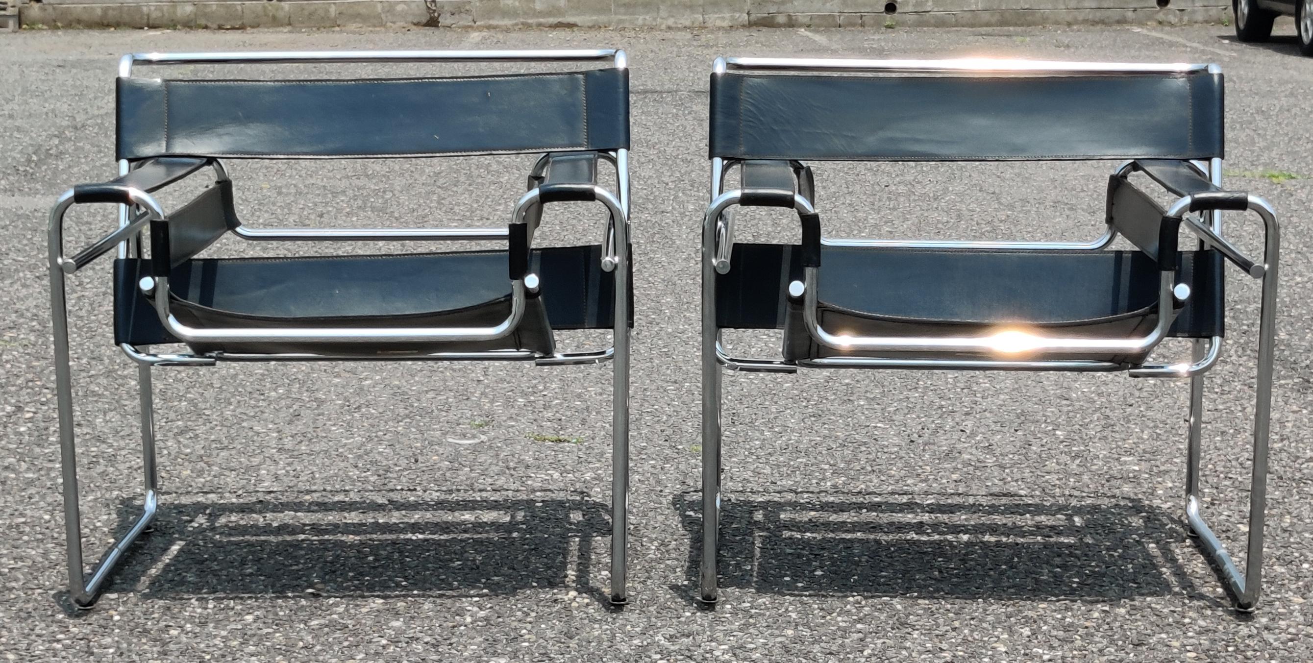 Mid-Century Modern Signed & Dated Marcel Breuer Pair Wassily Lounge Chairs Knoll Blk Lthr & Chrome