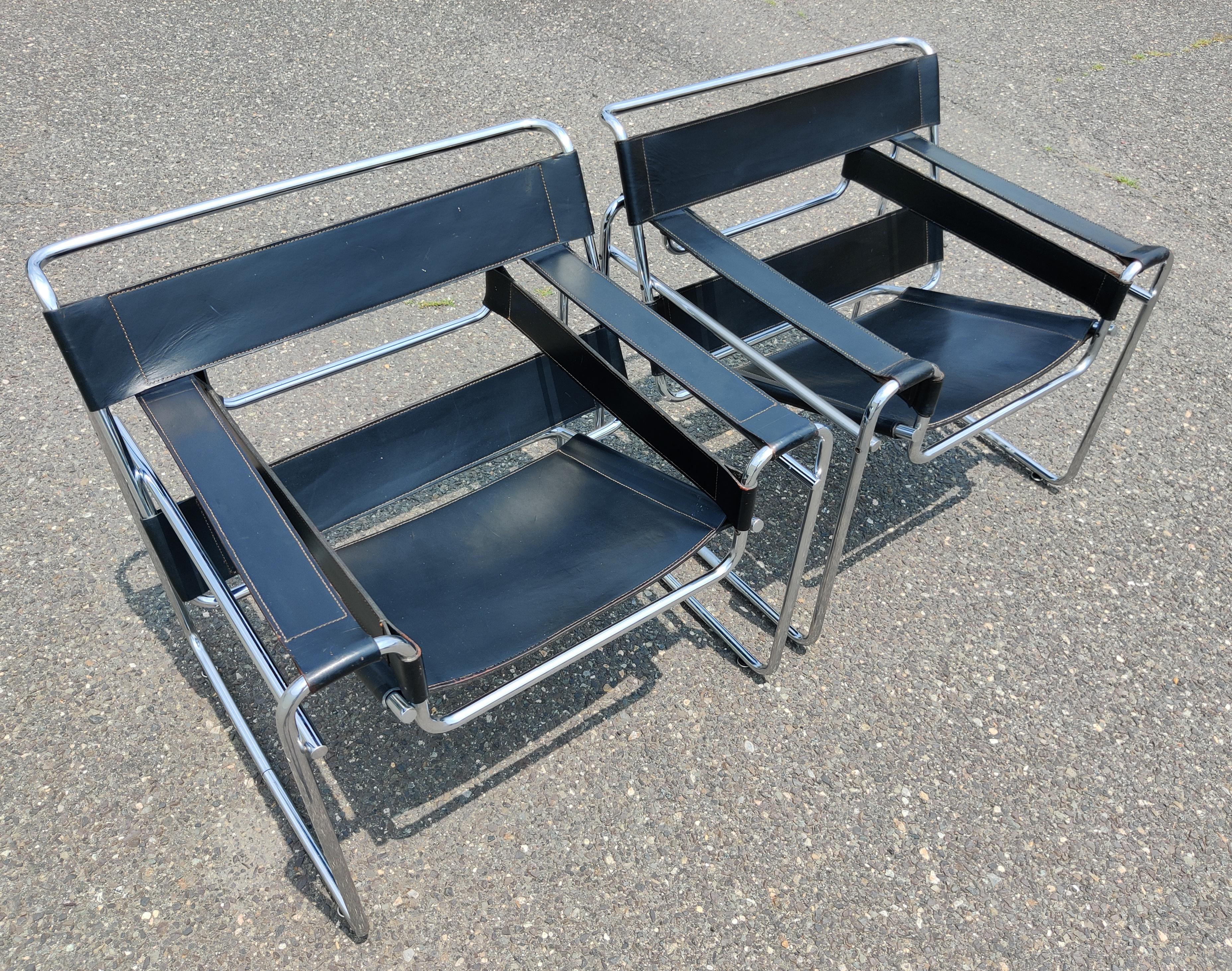 Polychromed Signed & Dated Marcel Breuer Pair Wassily Lounge Chairs Knoll Blk Lthr & Chrome