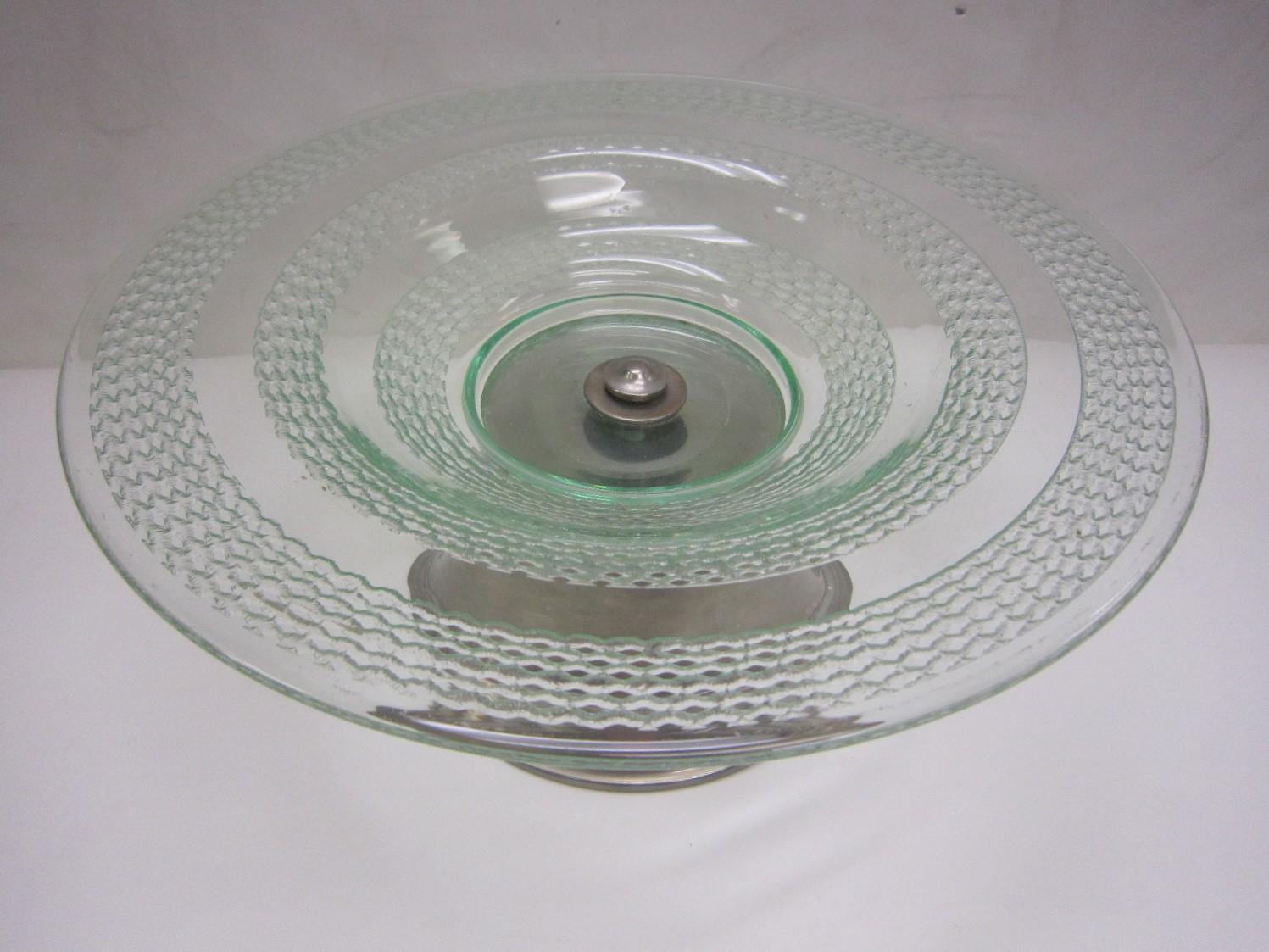 Signed Daum Nancy French Art Glass and Nickelled Centrepiece or Bowl In Good Condition For Sale In New York City, NY