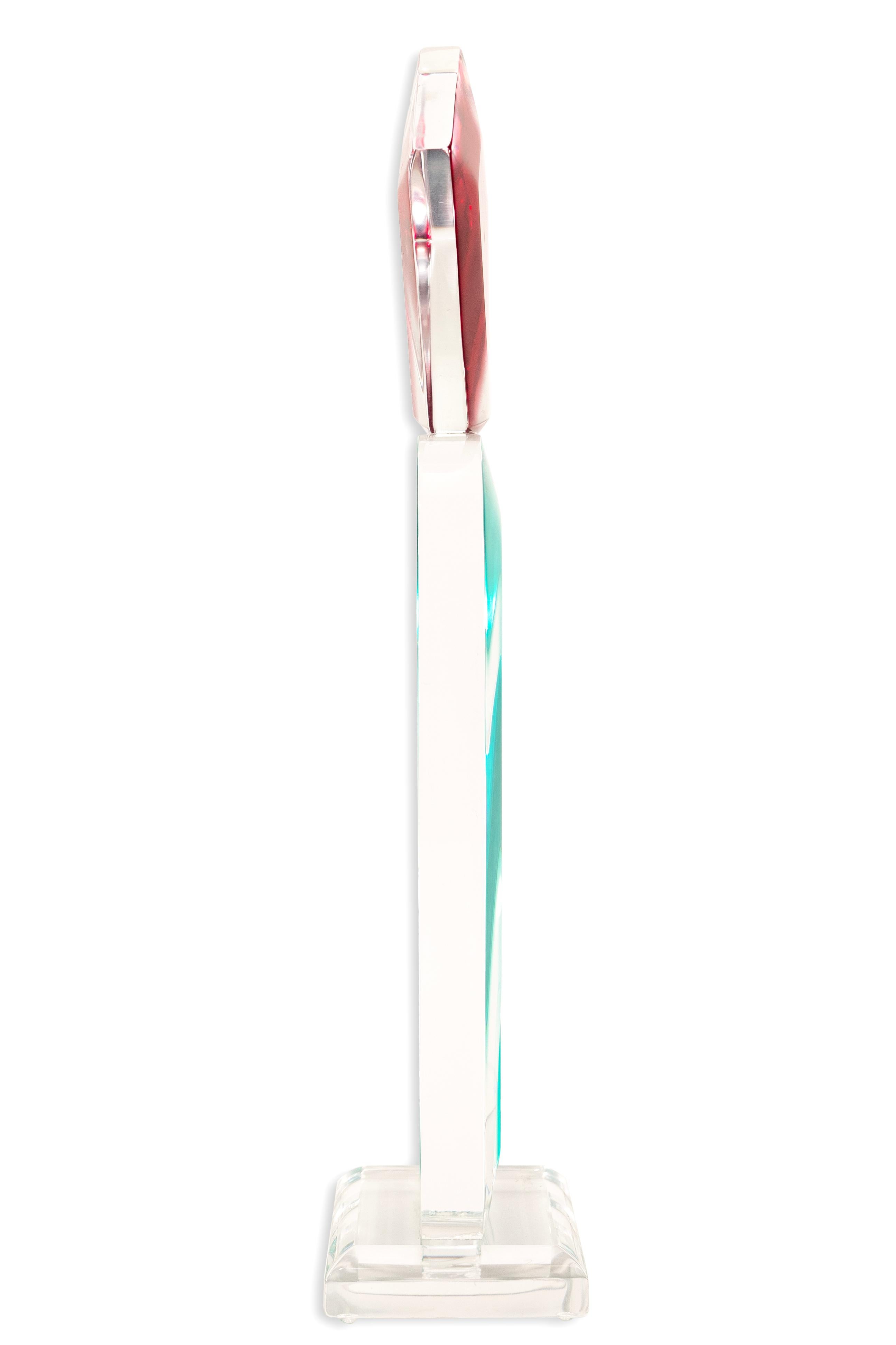Sconosciuto Scultura di bottiglia moderna contemporanea in lucite acrilica firmata David Muniz in vendita