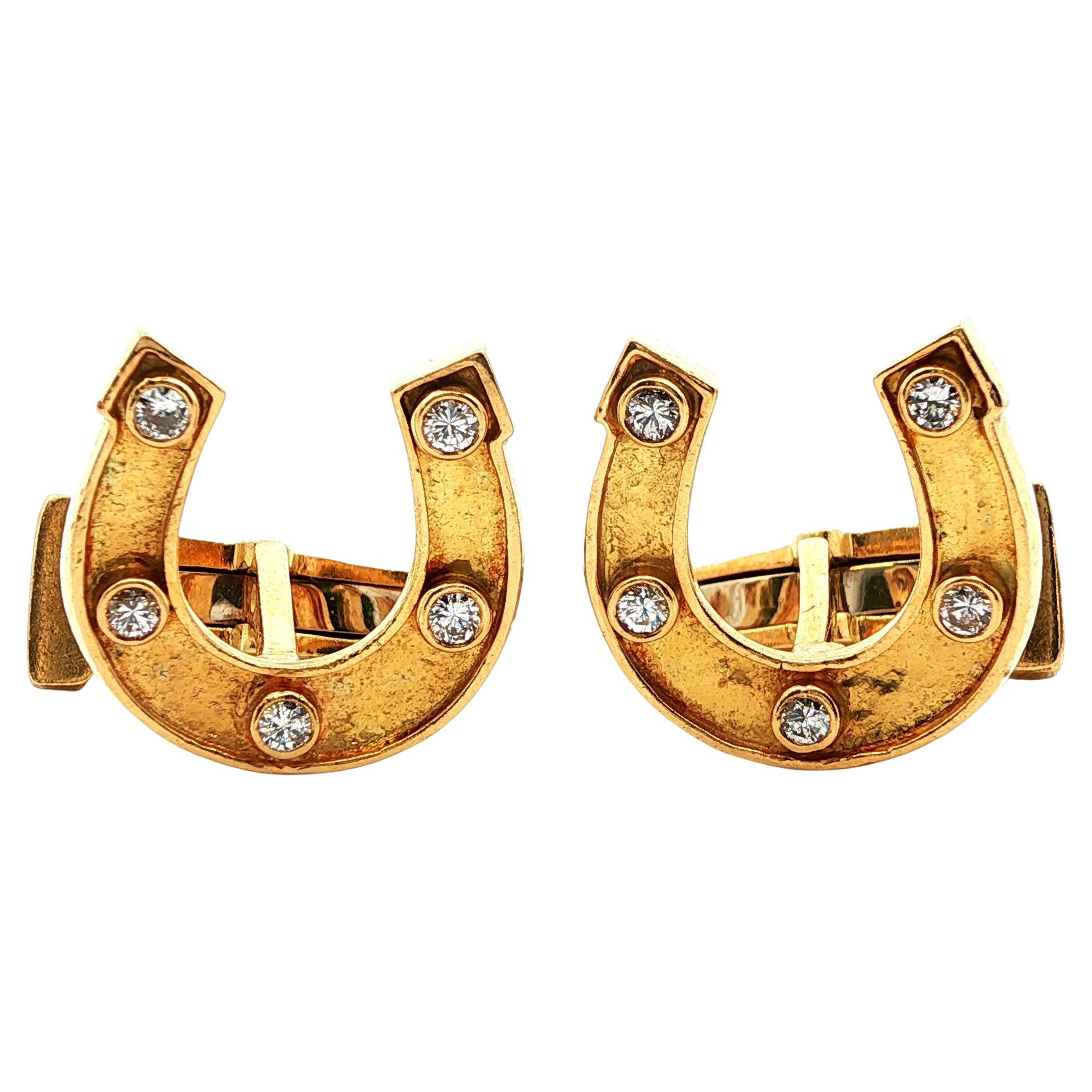 When should a man wear cufflinks?