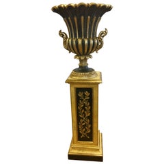 Signed Decorative Concepts Italy Carved Giltwood and Black Regency Pedestal Vase