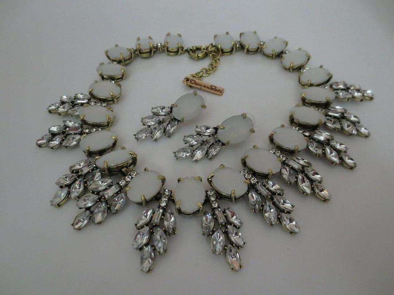 Signed Designer Oscar de la Renta Opaque and Crystal Necklace and Earrings For Sale