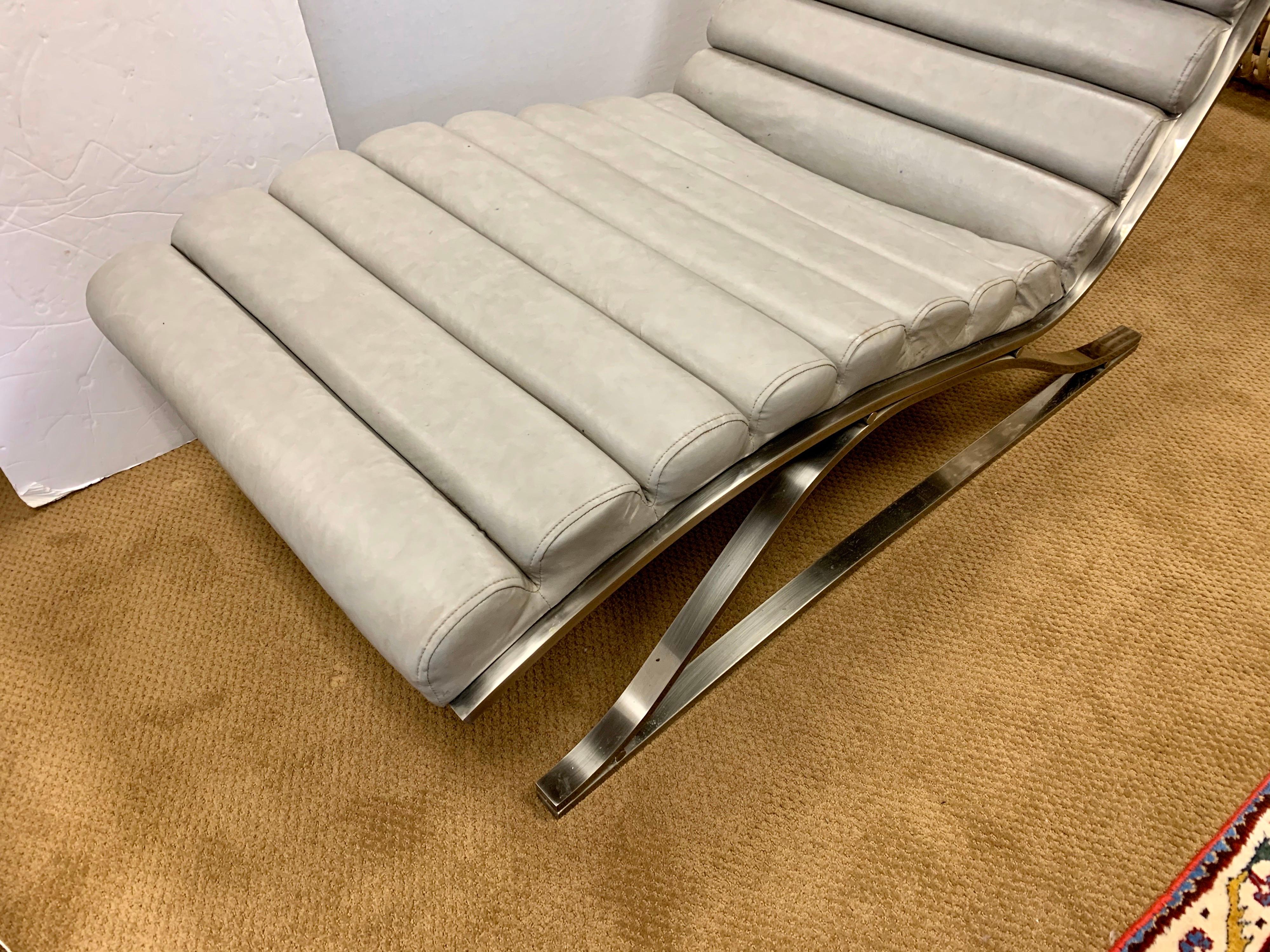 Mid-Century Modern Signed DIA Design Institute America Leather Channel Back Chaise 
