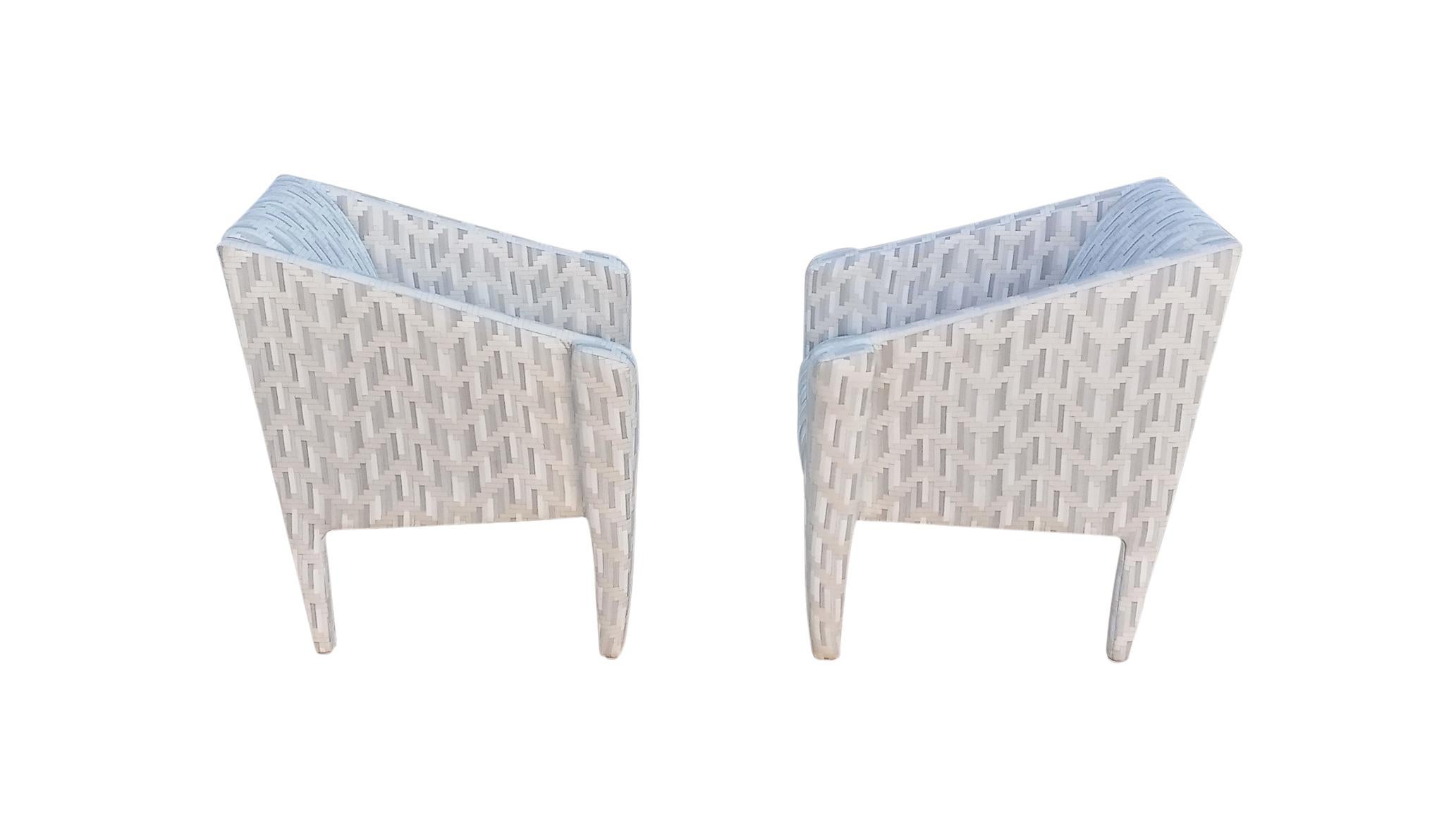 Mid-Century Modern Paire de chaises longues sculpturales de style cubiste signées Directional, vintage et originales en vente