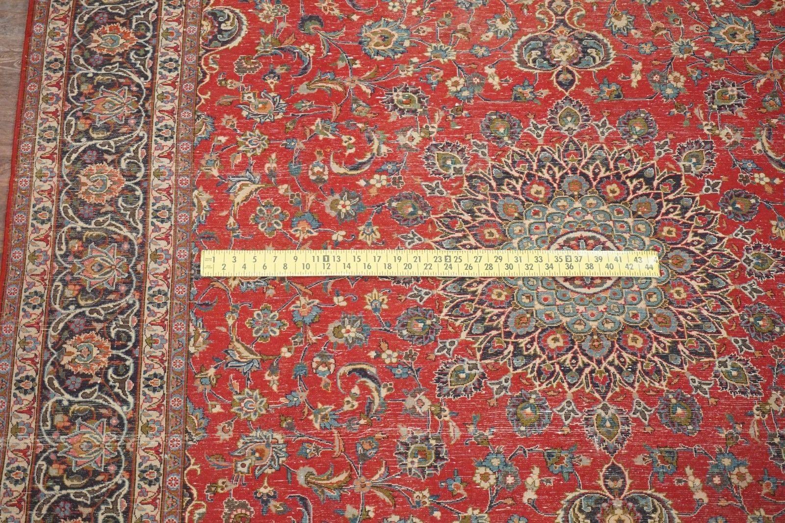 Wool Signed Dorokhsh, circa 1940 For Sale