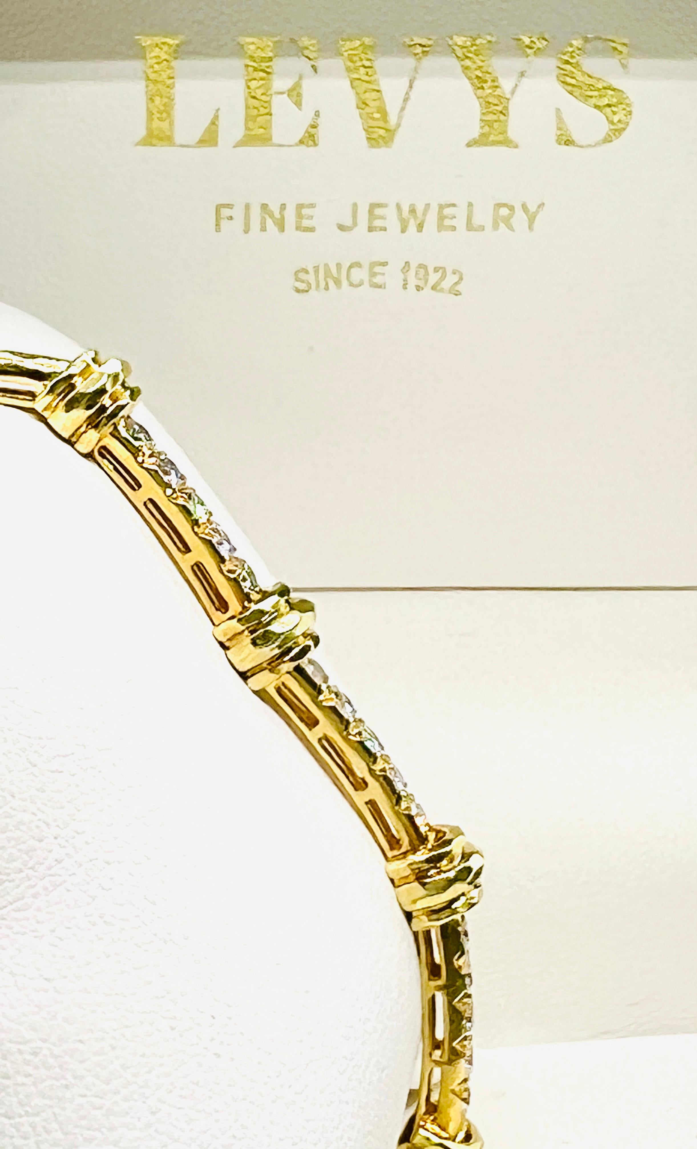 Artist Signed Duna 18k Yellow Gold and Diamond Link Bracelet 23.7 Grams For Sale