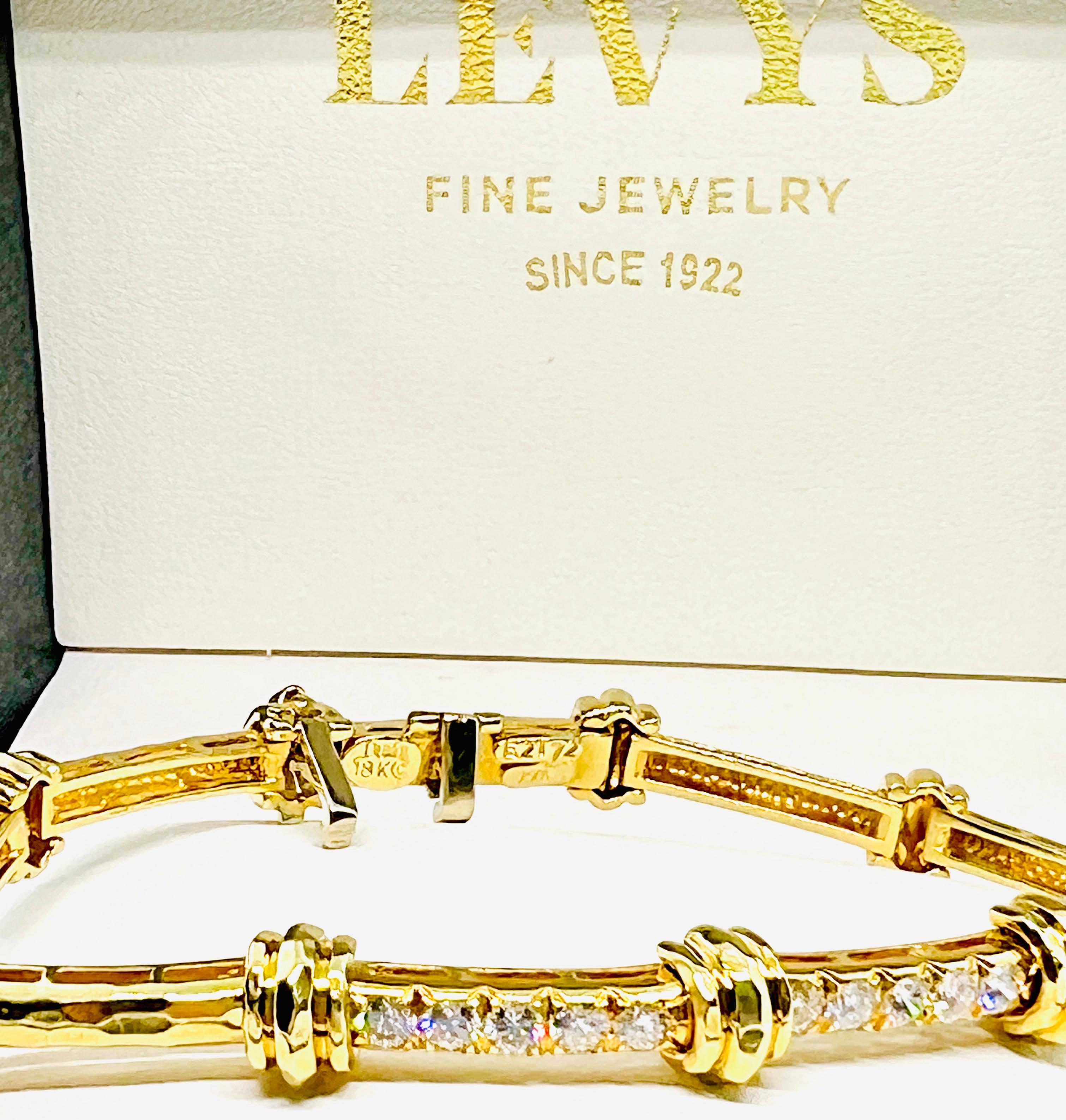 Women's or Men's Signed Duna 18k Yellow Gold and Diamond Link Bracelet 23.7 Grams For Sale