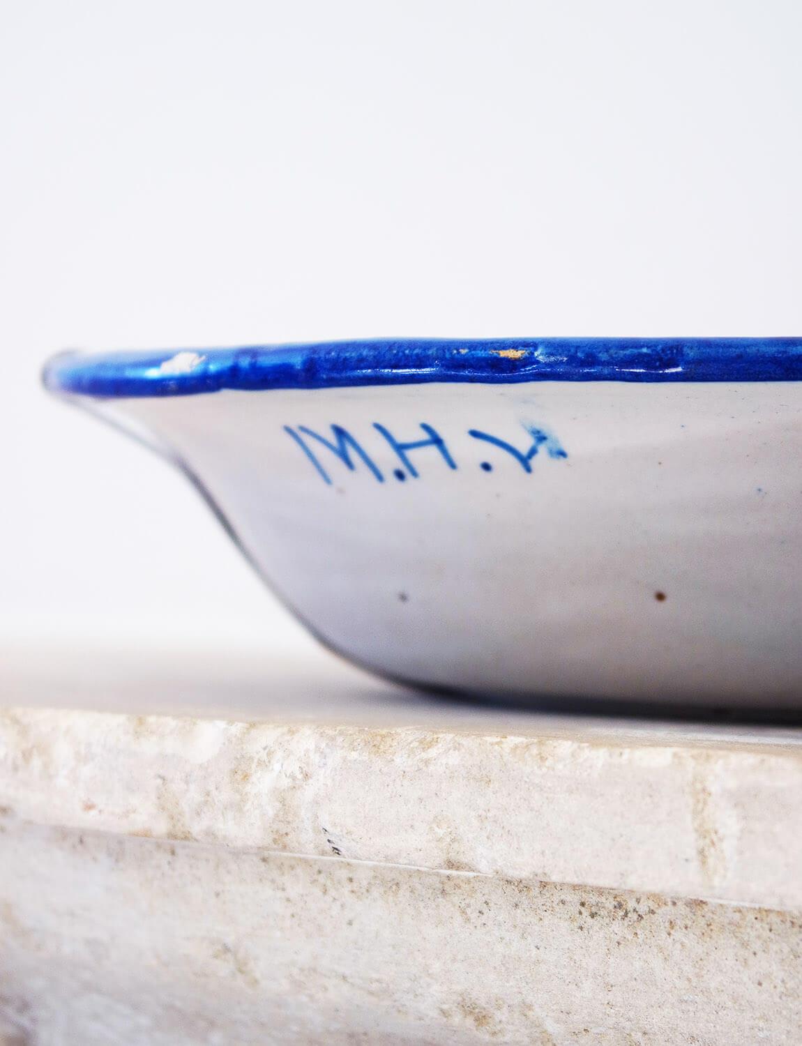 Hand-Painted Signed Early 1800s Sicilian Bowl