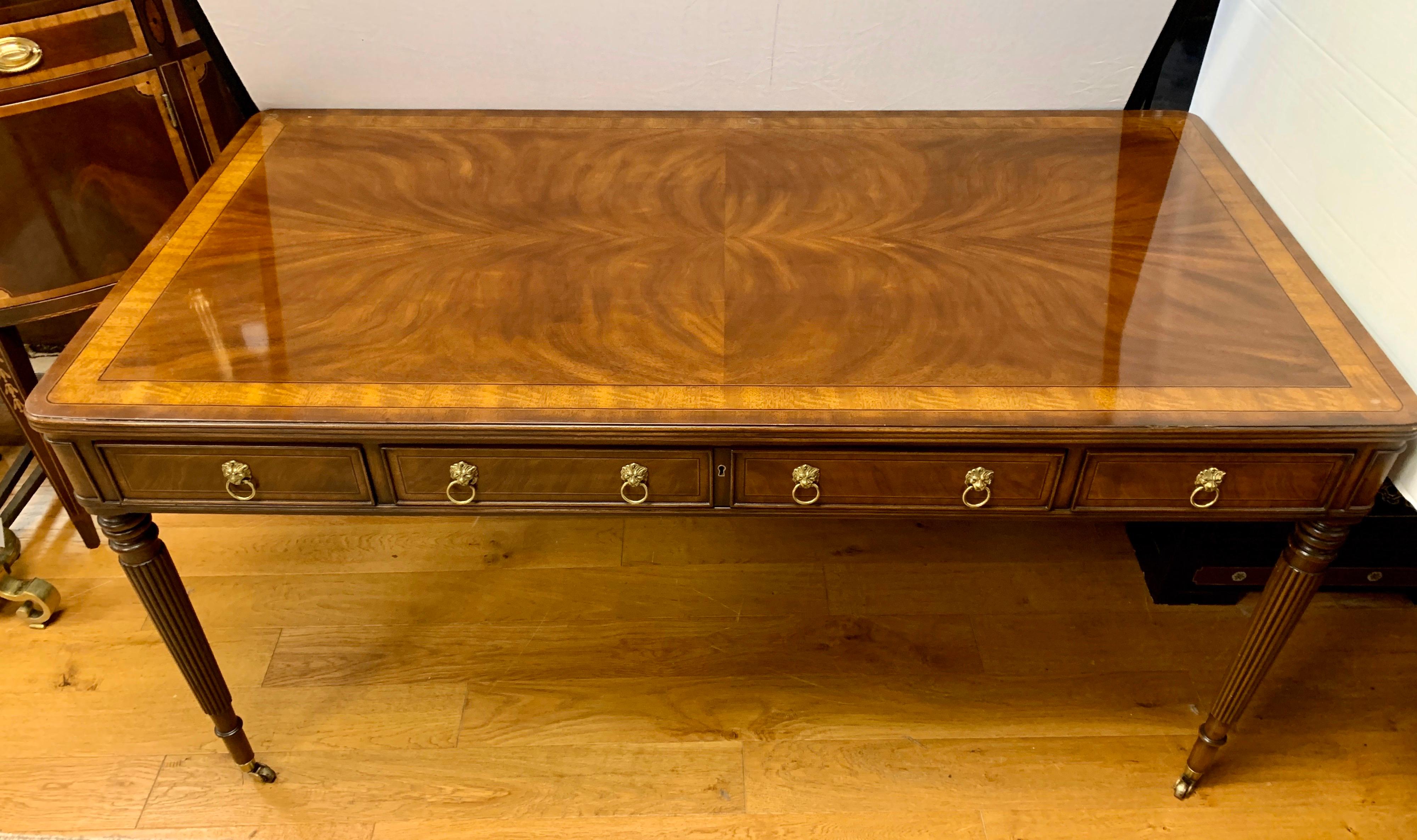 Signed E.J. Victor Mahogany Writing Table Desk with Inlay In Good Condition In West Hartford, CT