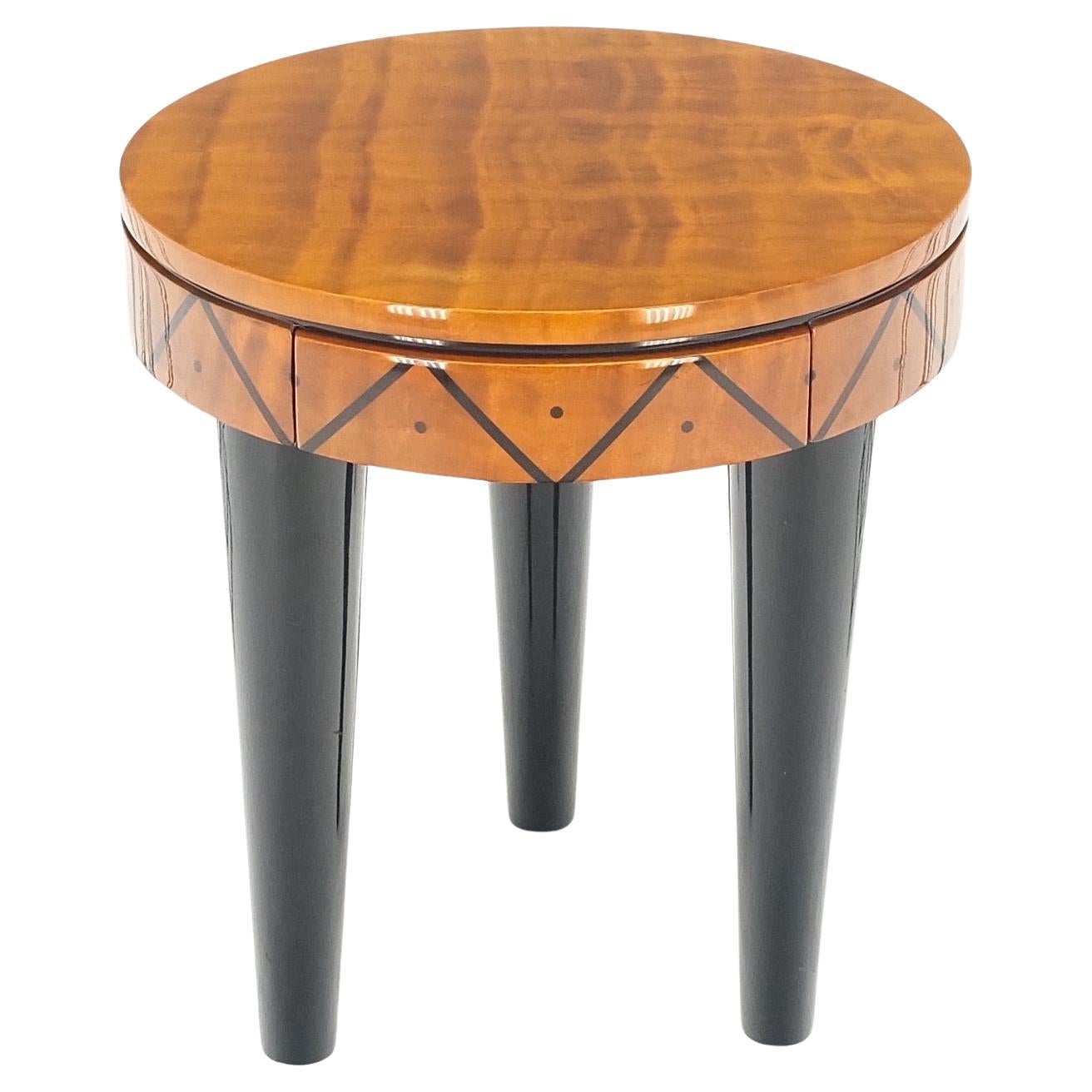 Signiert Enrique Garcel: Tri Legged Beistelltisch mit einer Schublade, MINT!