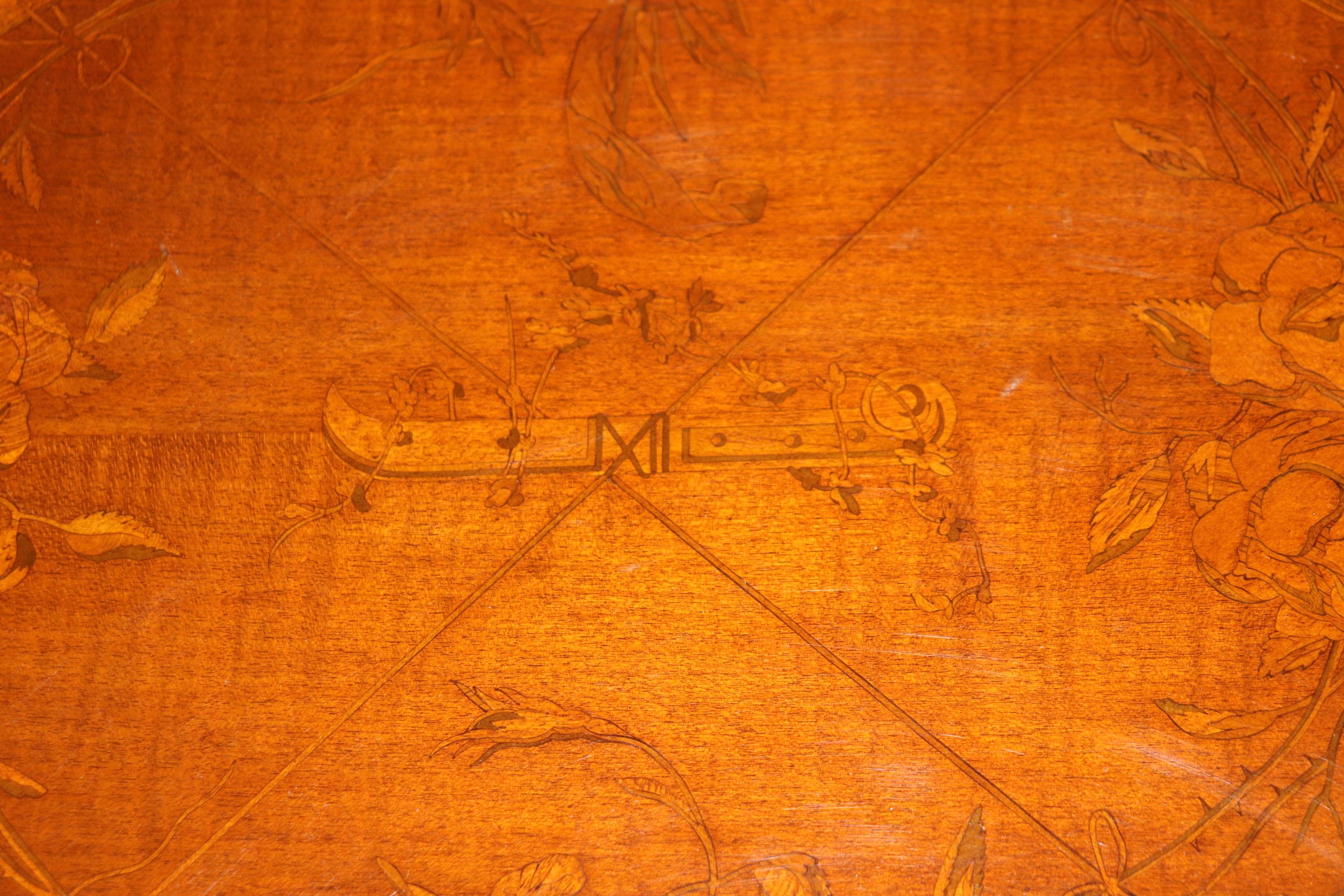 Signed Escalier De Cristal of Paris Metamorphic French Louis XVI Desk Table For Sale 12