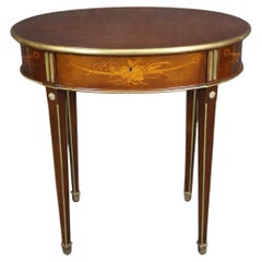 Table de bureau française de style Louis XVI signée Escalier De Cristal of Paris