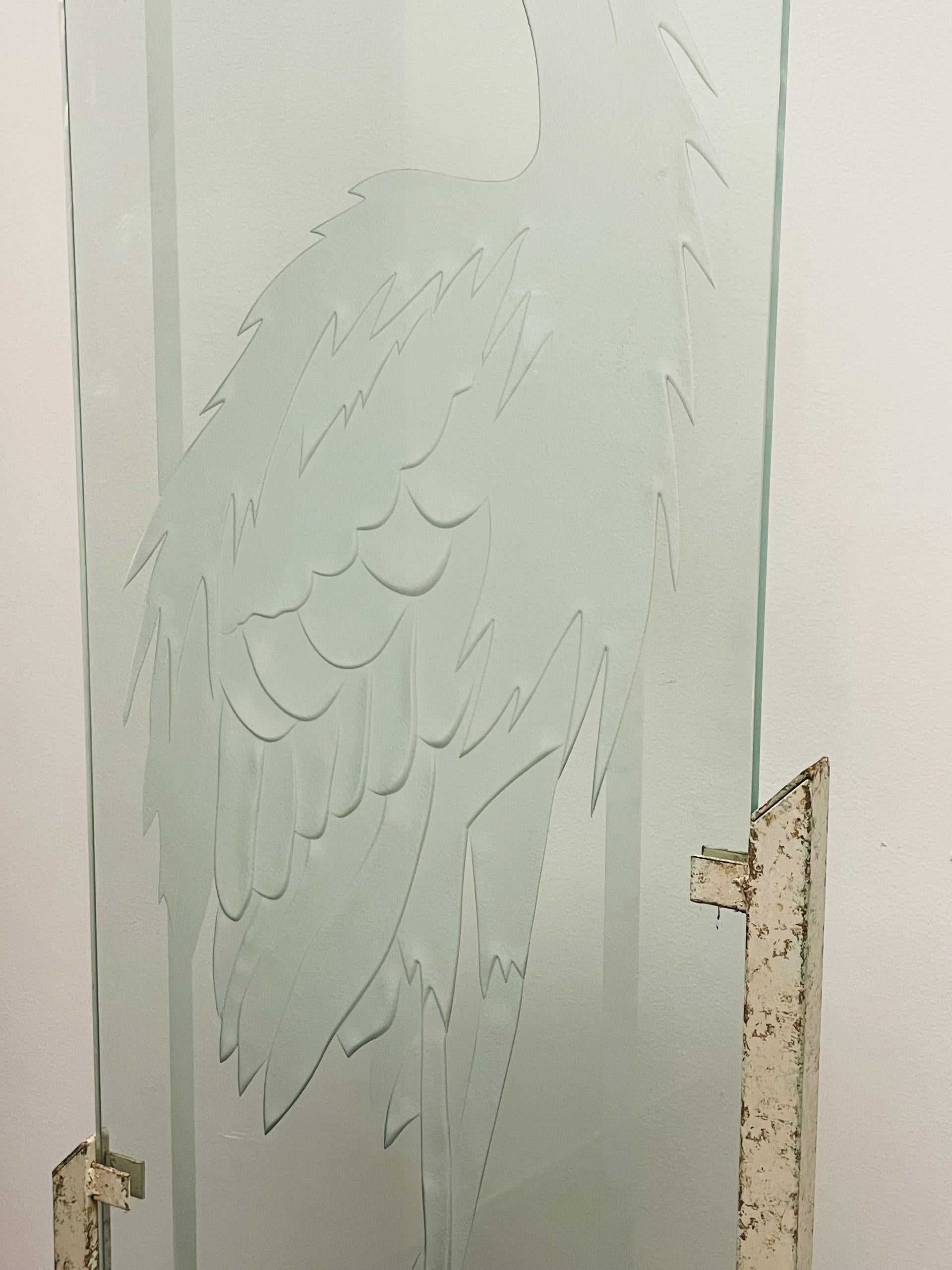 Signed Etched Glass Heron Sculpture on Metal Stand, Mid-20th Century For Sale 12