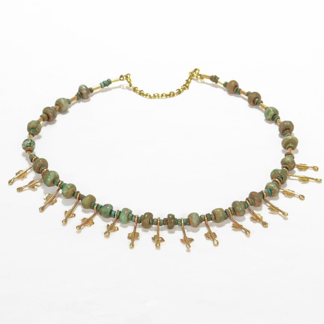 Signierte Choker-Halskette im etruskischen Revival-Stil aus 14k Gold und Jade von Resia Schor (Perle) im Angebot
