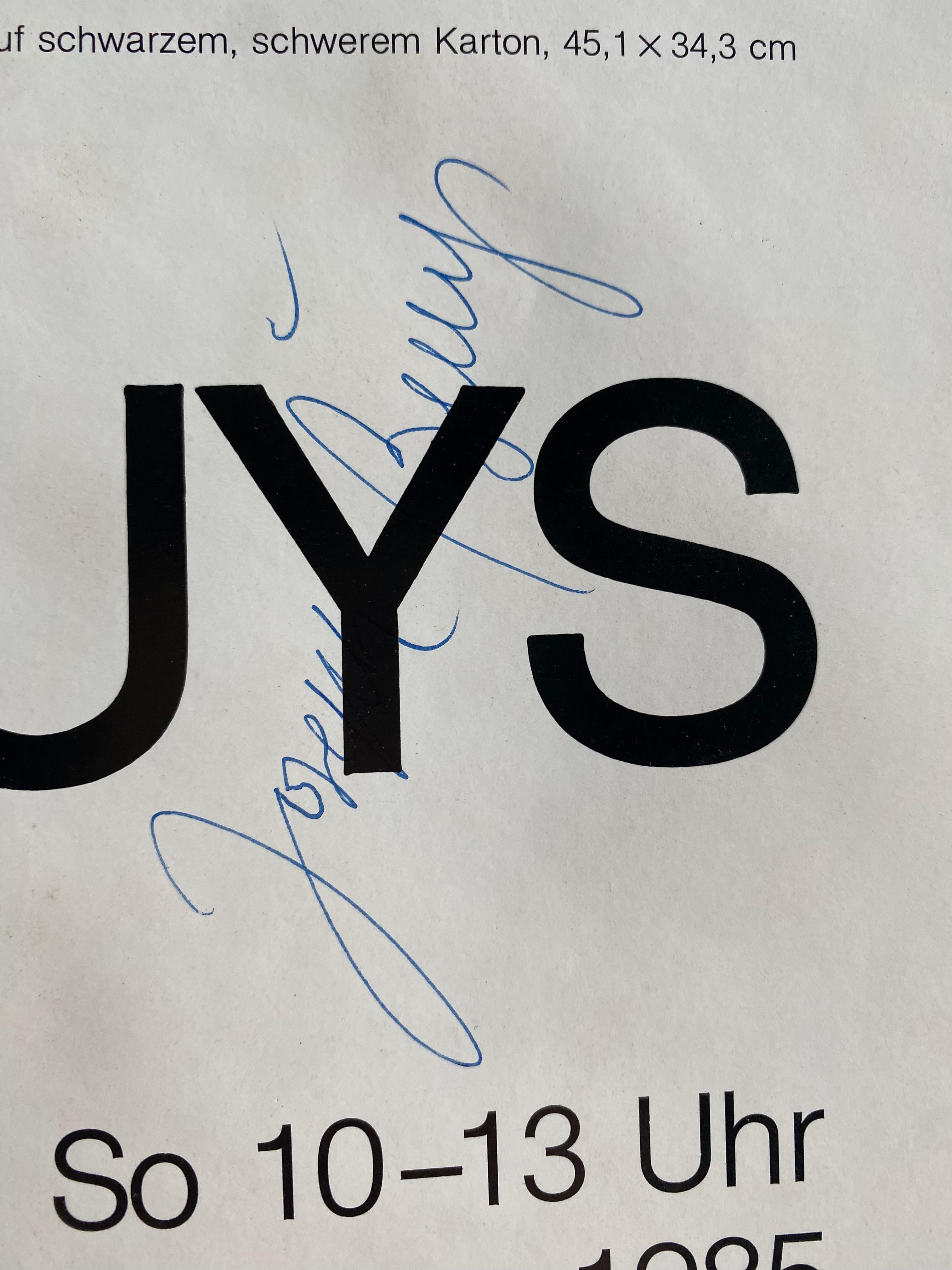 Affiche d'exposition signée par Joseph Beuys : Zeichnungen en vente 7