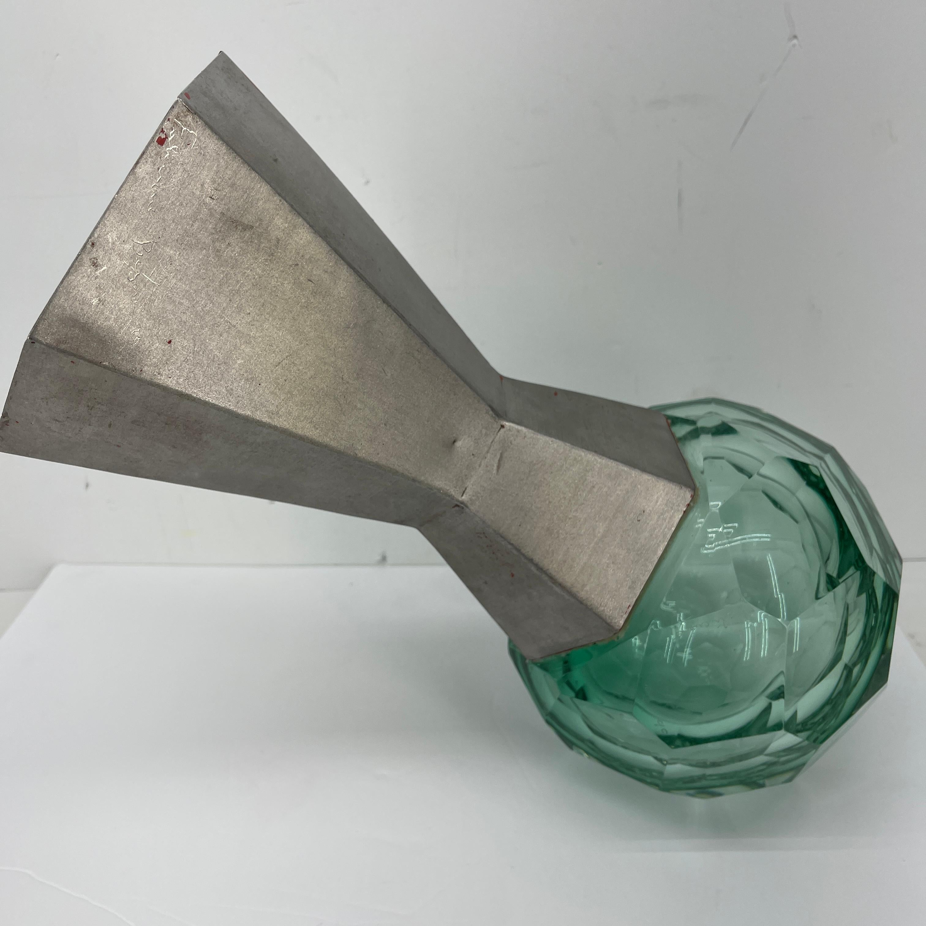 Signed Feliciano Bejar Green Cut Glass Sculpture, circa 1990 For Sale 9