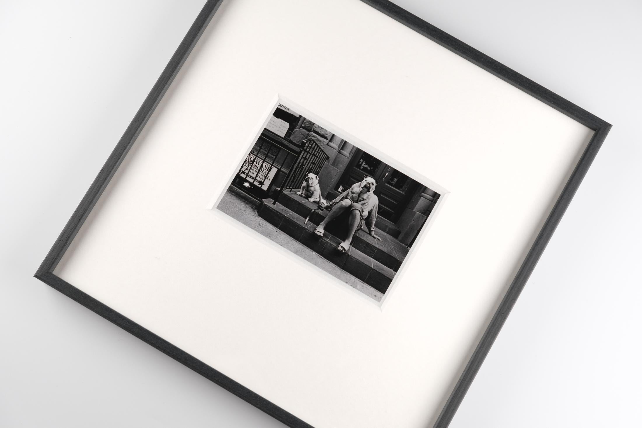 Signierter und gerahmter Original Elliot Erwitt Magnum-Druck, 2000 (amerikanisch) im Angebot