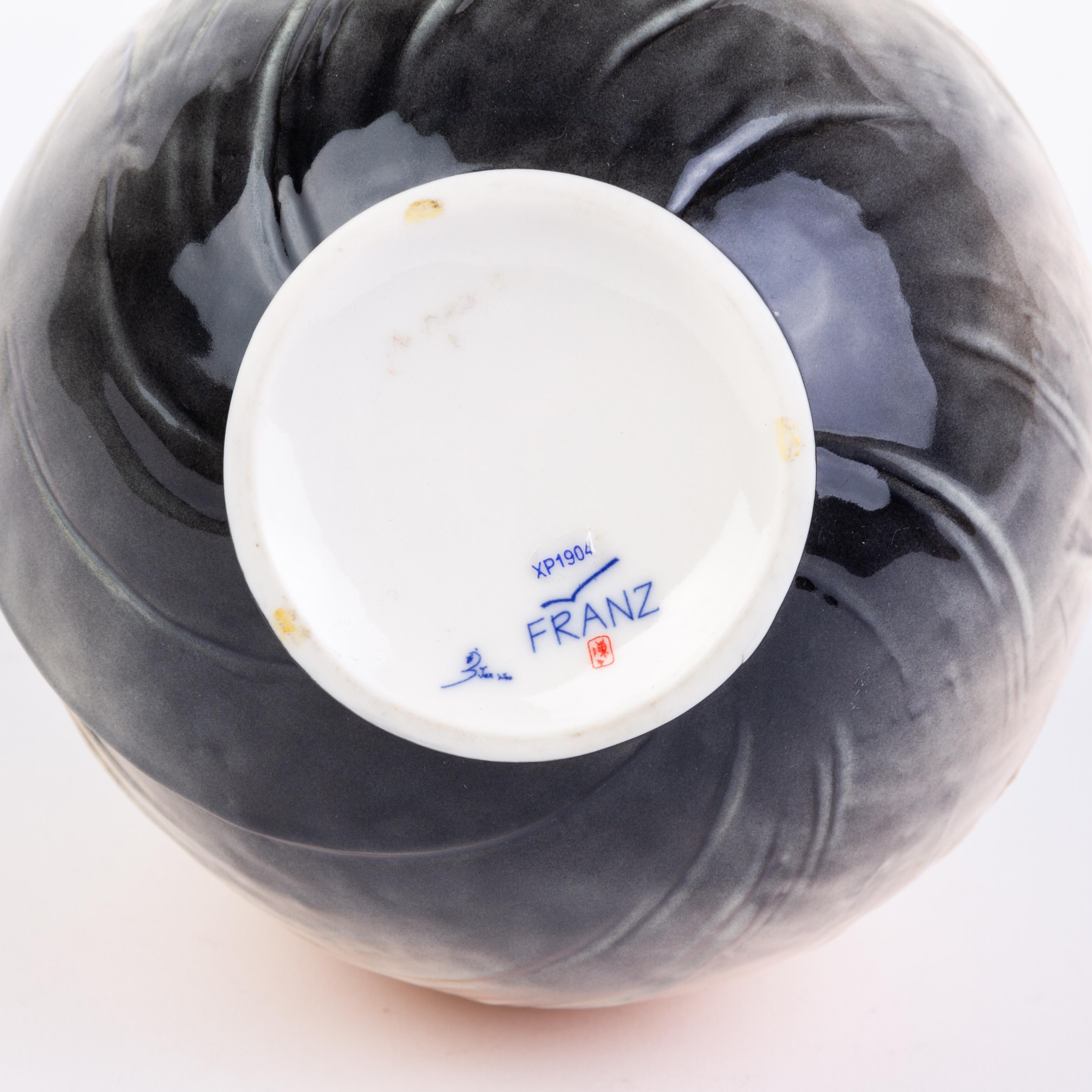 Signed Franz Porcelain Dragonfly Baluster Vase Designed by Jan Woo In Good Condition In Nottingham, GB