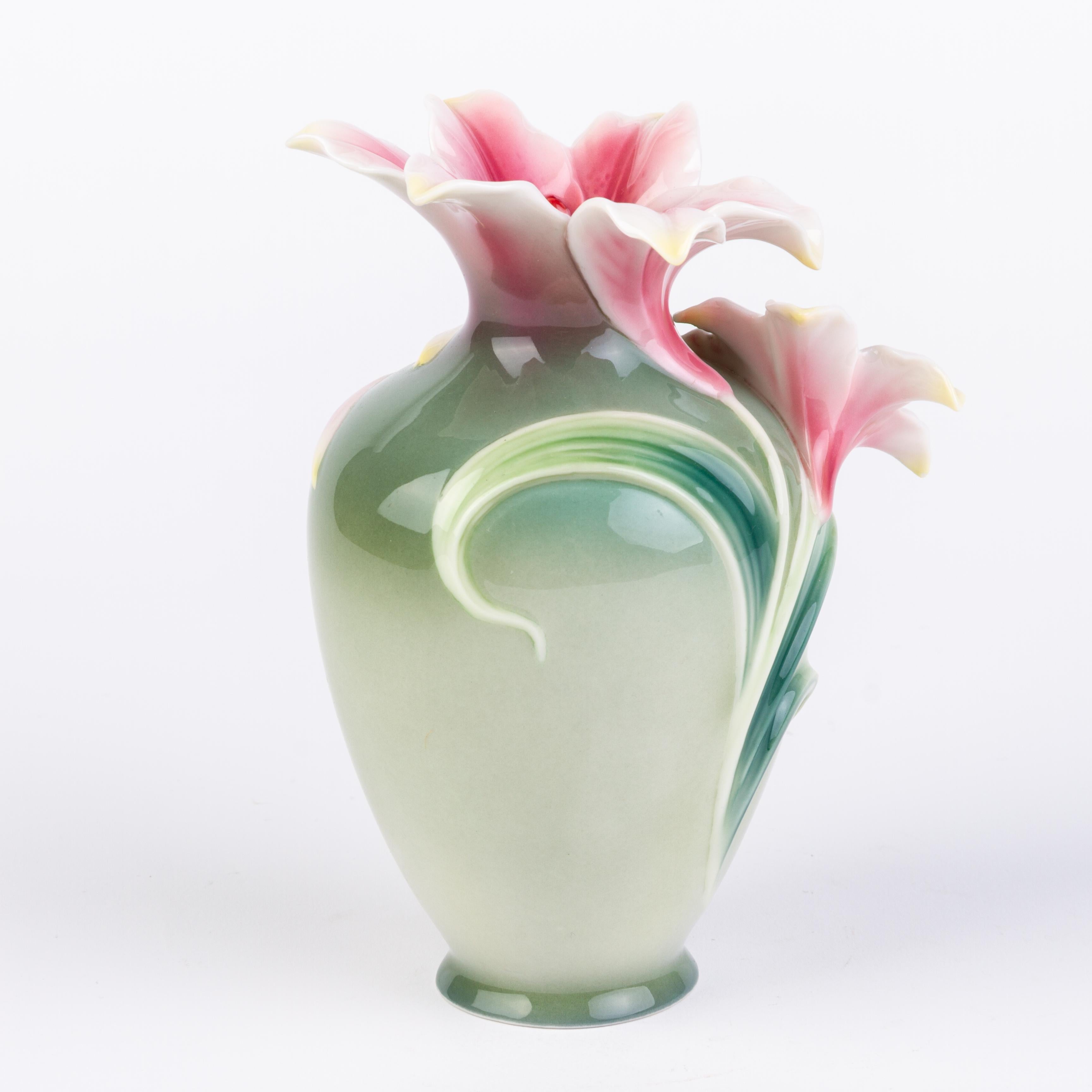 Signed Franz Porcelain Relief Floral Baluster Vase Designed by May Wei Xuet-Mei
Good condition
From a private collection.
Free international shipping.