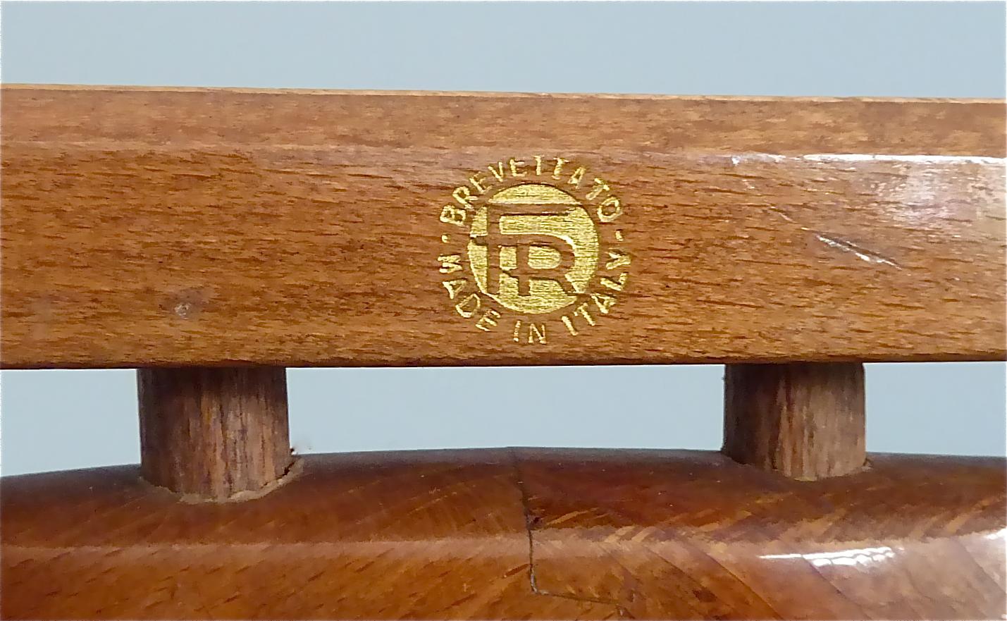 Signed Fratelli Reguitti Ico Parisi Italian Mid-Century Valet Stand Wood Brass In Good Condition In Nierstein am Rhein, DE