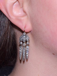 Fred Leighton Pendientes de Dardos Flor de Diamantes de Mina Antigua