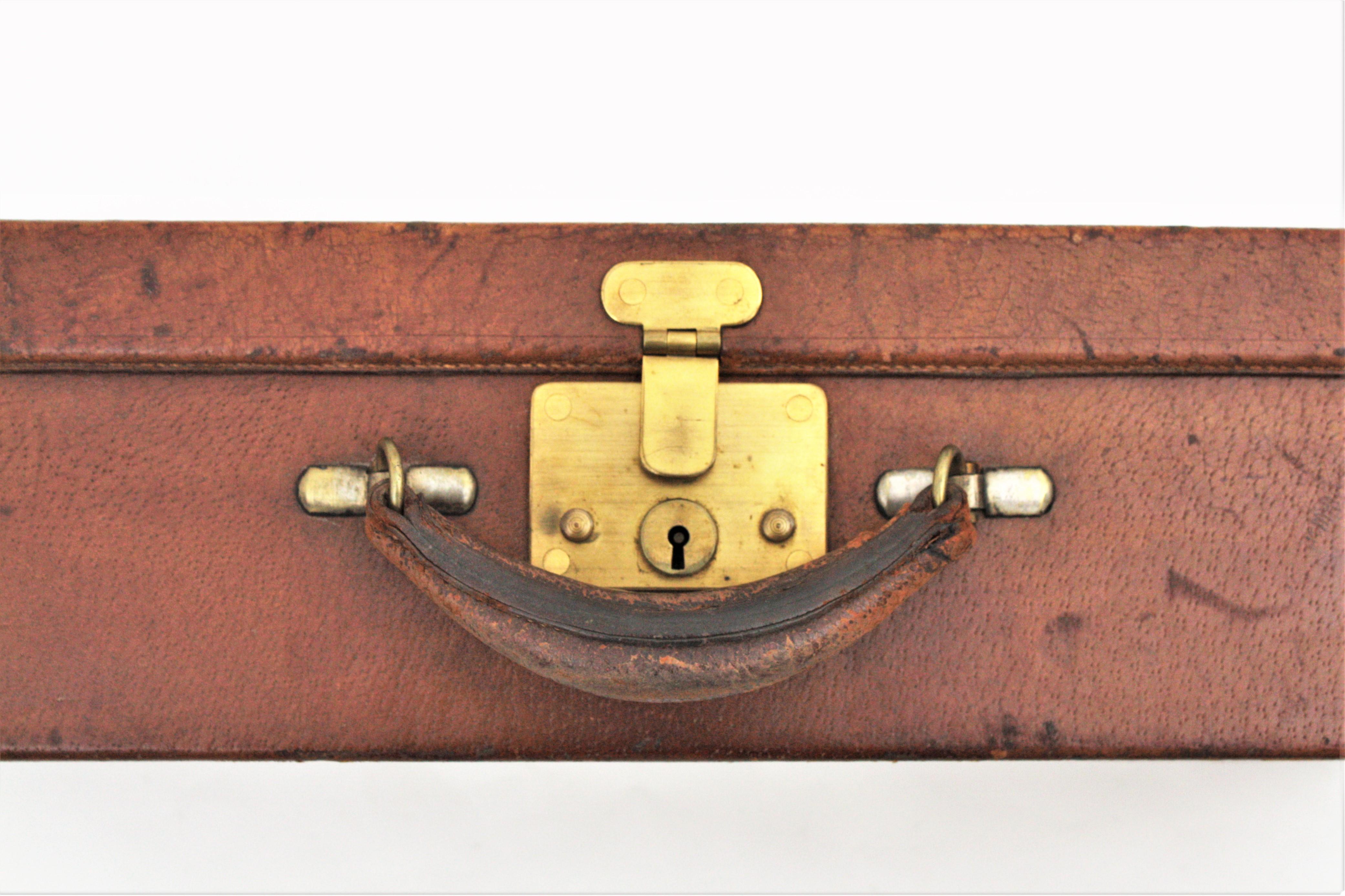 20th Century Luxury French Leather Suitcase by Gustave Keller For Sale